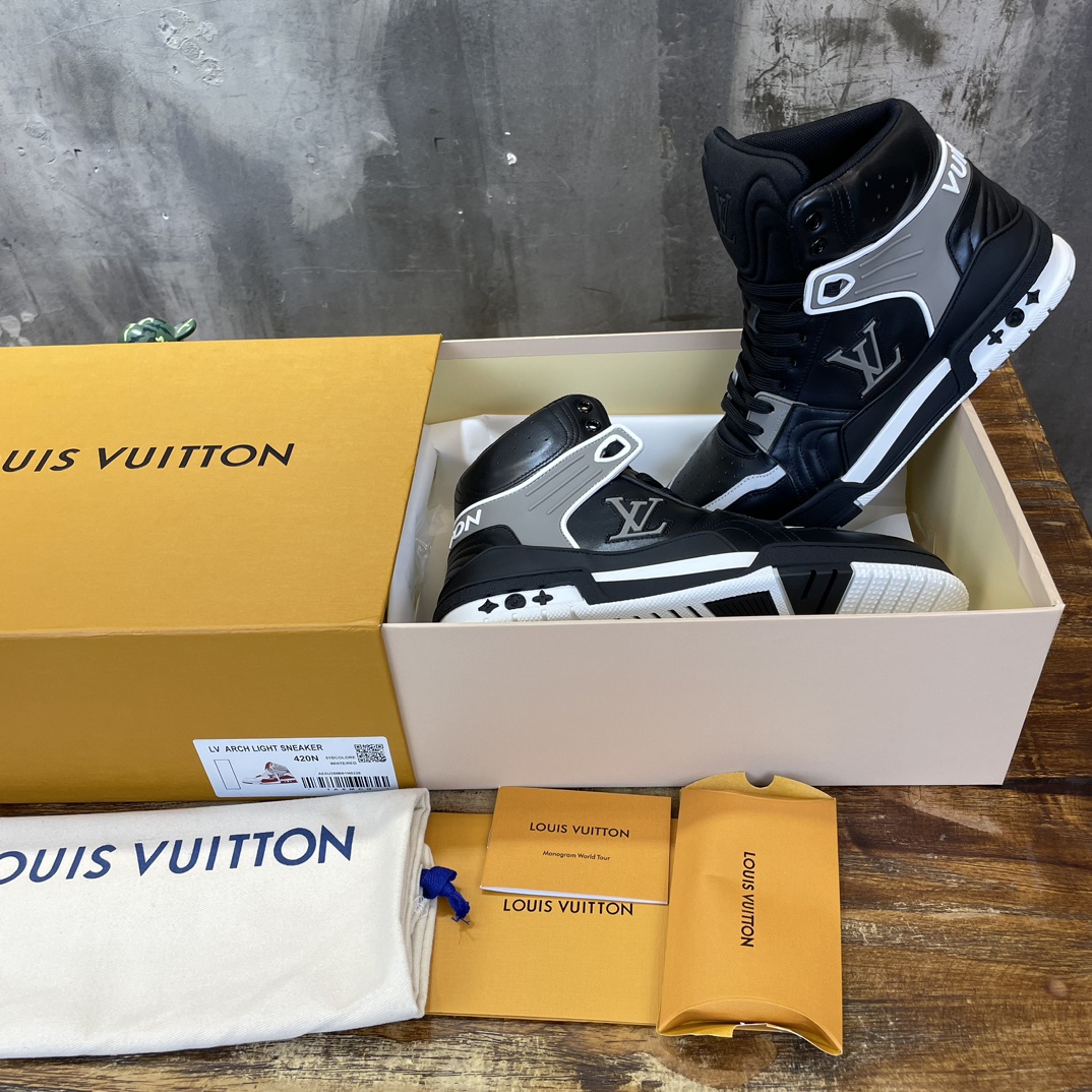 Louis Vuitton 高帮新配色 东莞高端 LV Trainer 路易-威登2022走秀新款