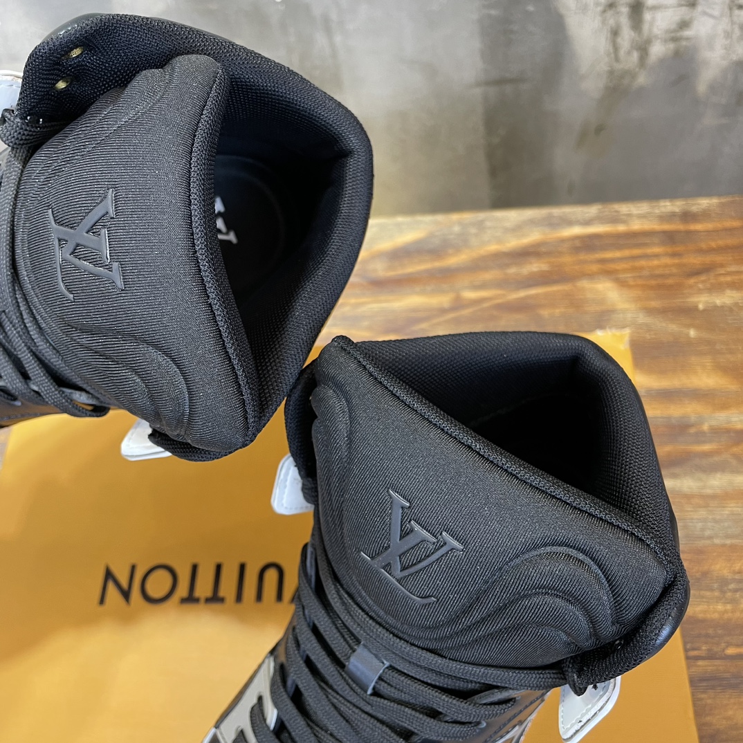 Louis Vuitton 高帮新配色 东莞高端 LV Trainer 路易-威登2022走秀新款