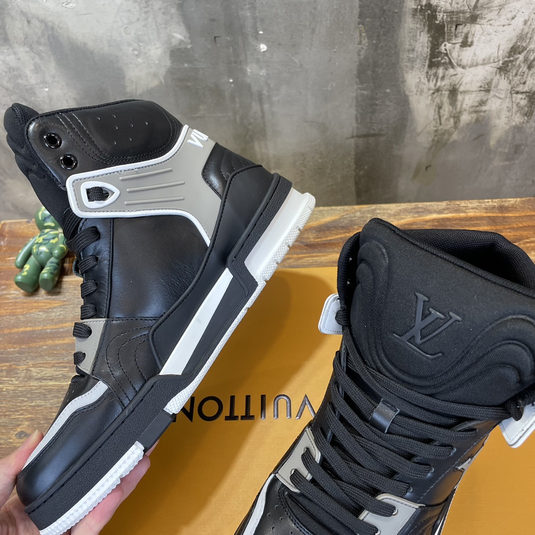 Louis Vuitton 高帮新配色 东莞高端 LV Trainer 路易-威登2022走秀新款