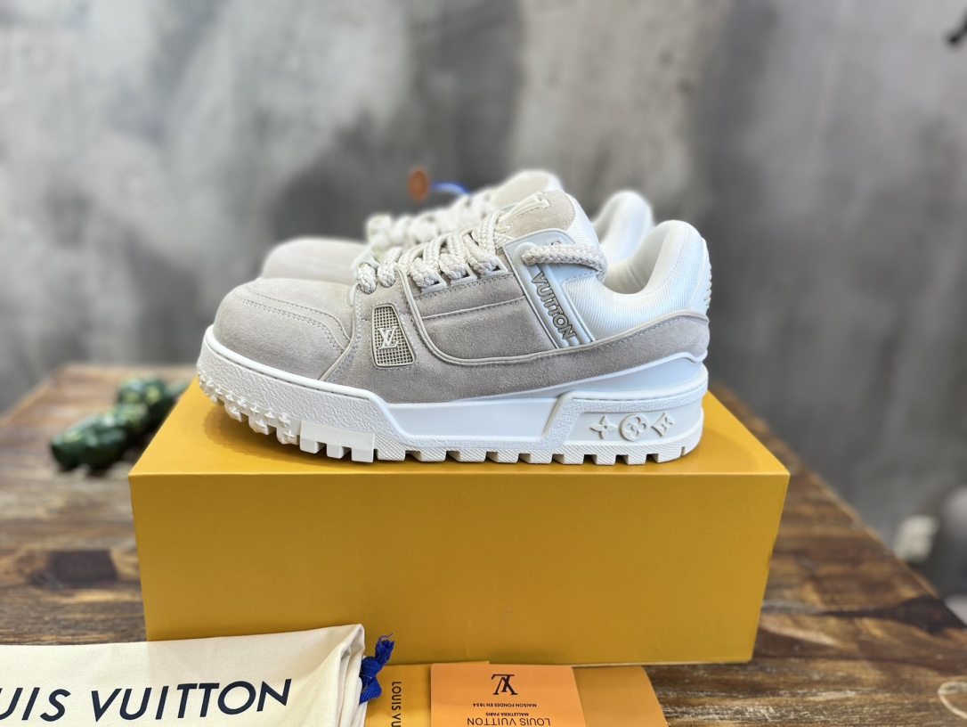 Louis Vuitton 新配色 东莞高端 LV Trainer 路易-威登2022走秀新款
