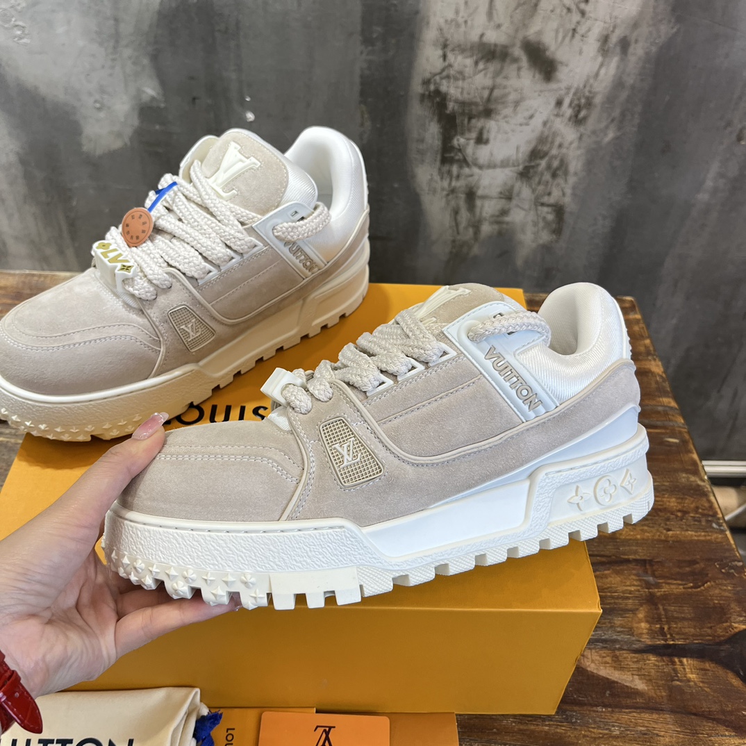 Louis Vuitton 新配色 东莞高端 LV Trainer 路易-威登2022走秀新款