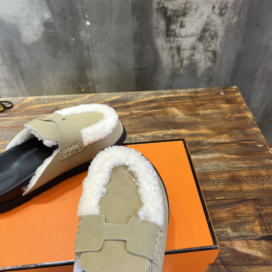 Hermès 勃肯毛毛半拖鞋