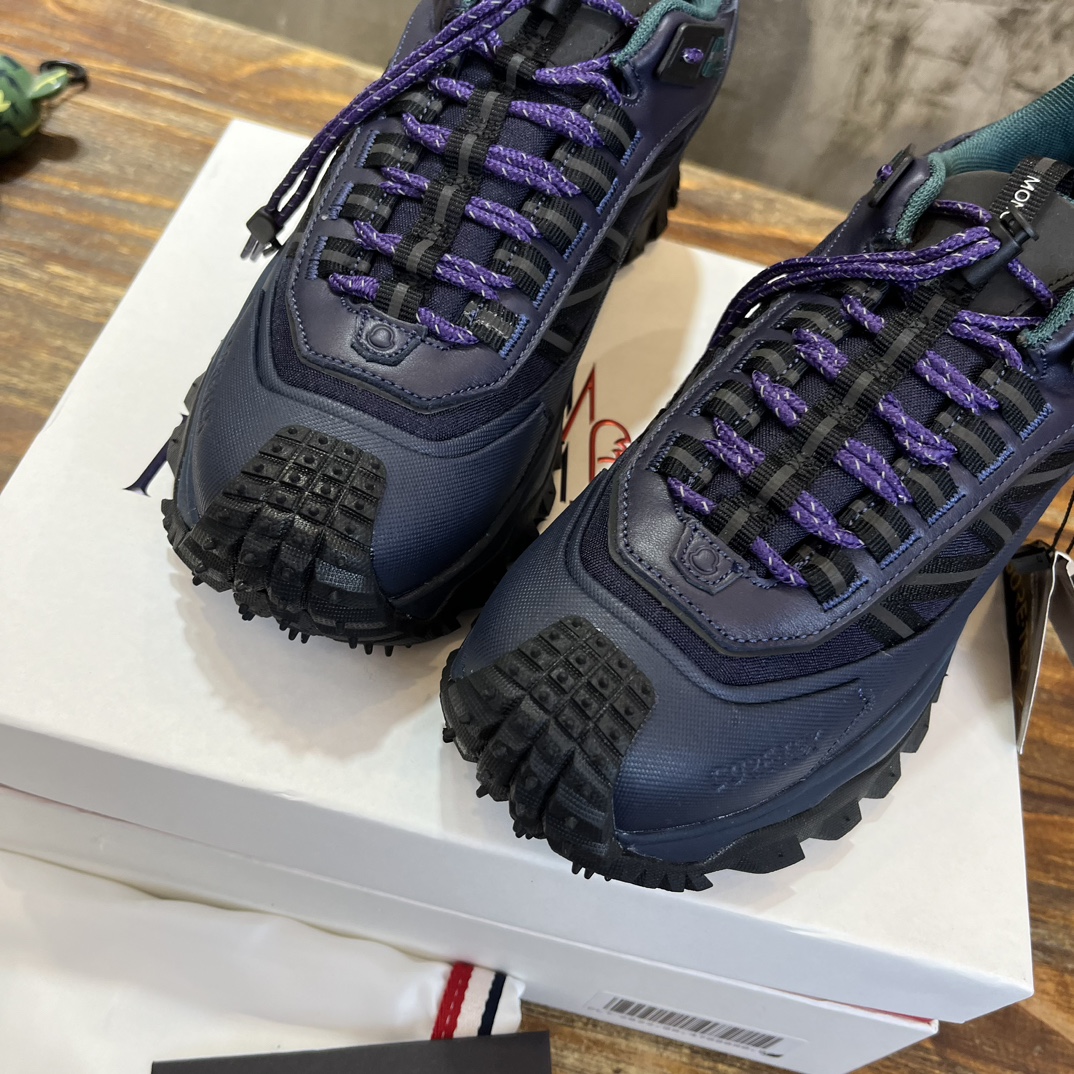 Moncler Trailgrip GTX Outdoor Sneakers: Durable, Waterproof, and Stylish 6 i1699527666 4823 5