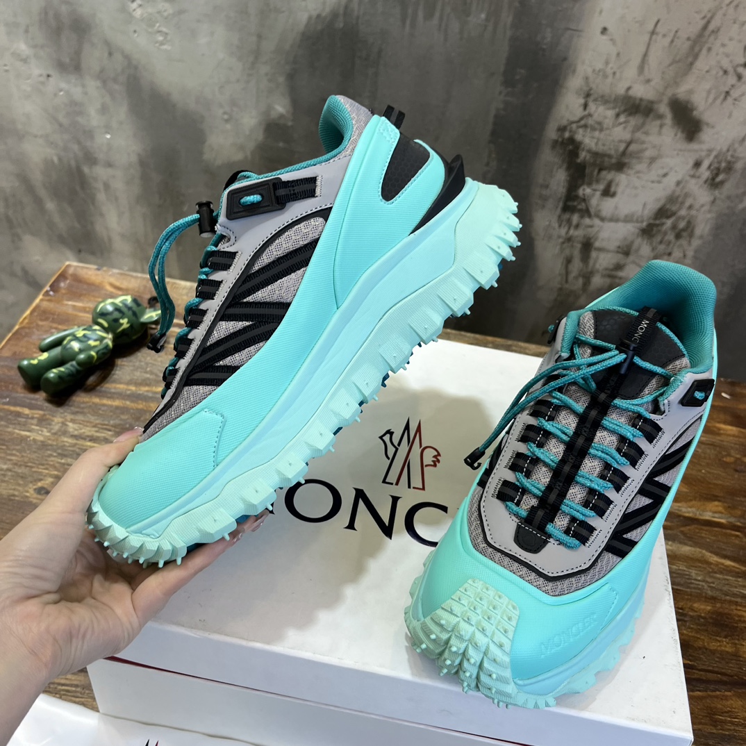 Moncler Trailgrip GTX Outdoor Sneakers - Stylish & Durable Hiking Shoes 5 i1700396242 7919 8