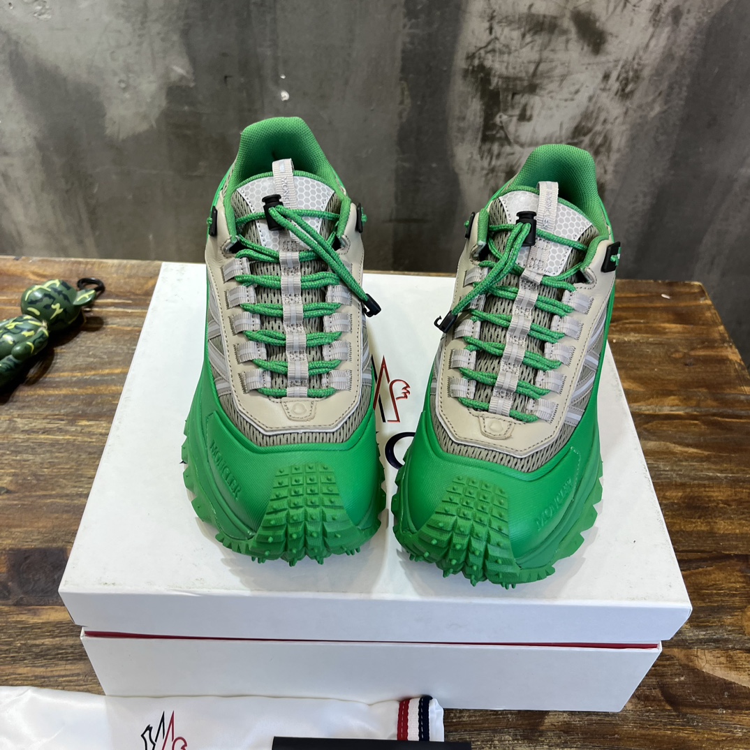 Moncler Trailgrip GTX: Green Outdoor Sneakers, High-Performance Trail Shoes 4 i1700396266 1837 3