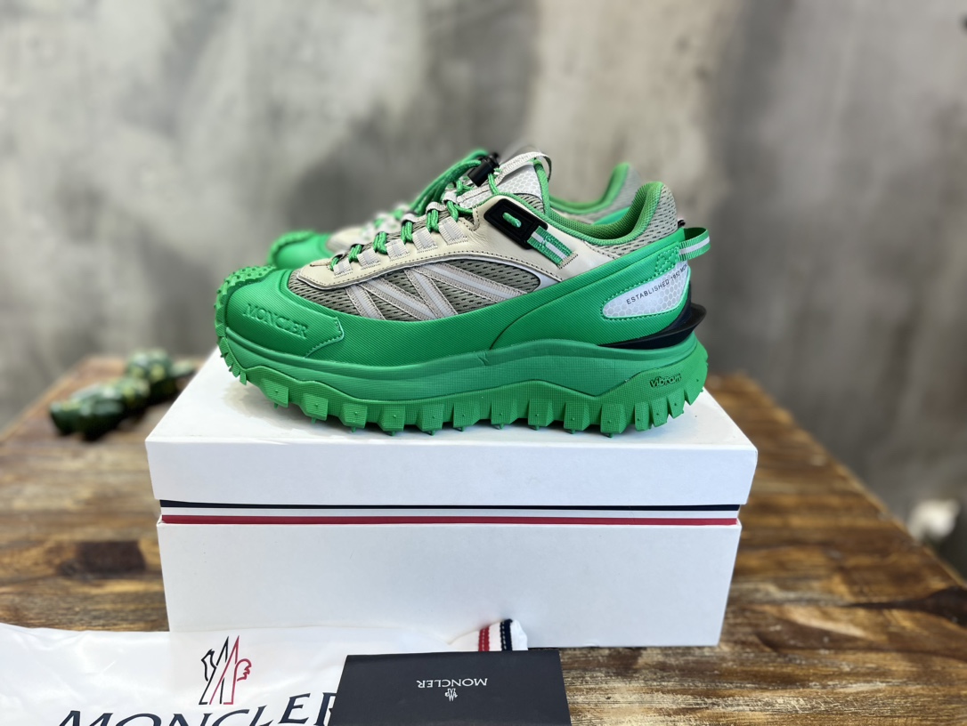 Moncler Trailgrip GTX: Green Outdoor Sneakers, High-Performance Trail Shoes 2 i1700396266 7790 5