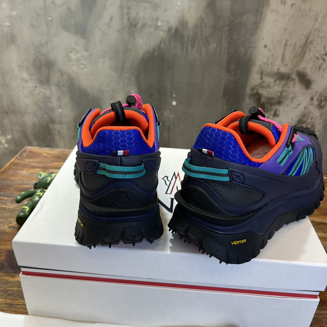 Moncler Trailgrip x GTX Outdoor Sneakers - Original Material, Durable Design 8 i1703505480 484 0