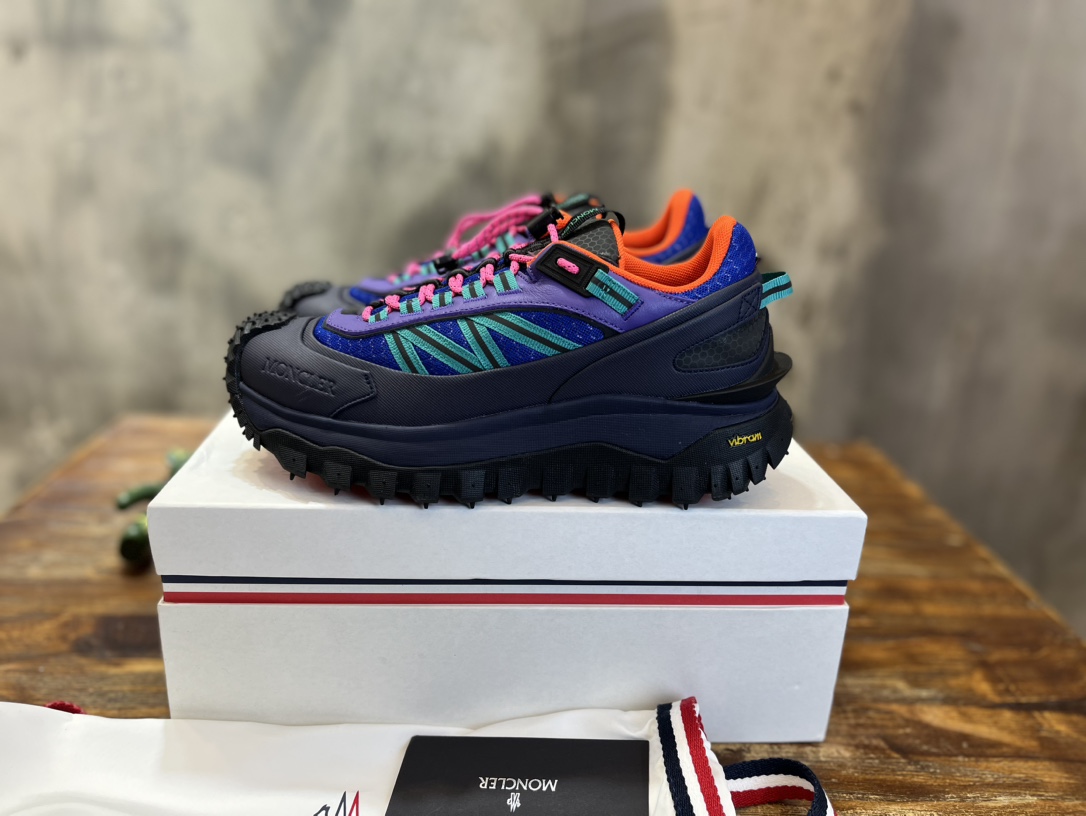 Moncler Trailgrip x GTX Outdoor Sneakers - Original Material, Durable Design 1 i1703505480 4977 0