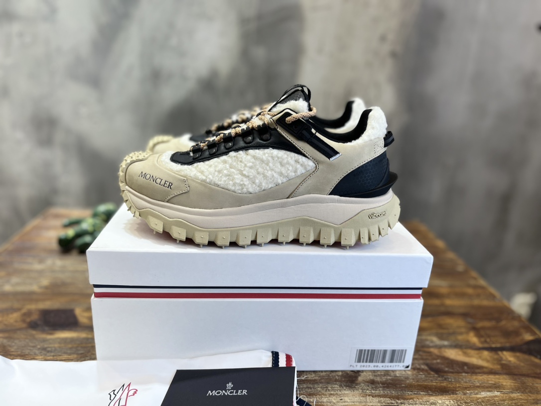 Moncler Trailgrip GTX Outdoor Sneakers - Beige, Black, and White 2 i1704561614 2874 4