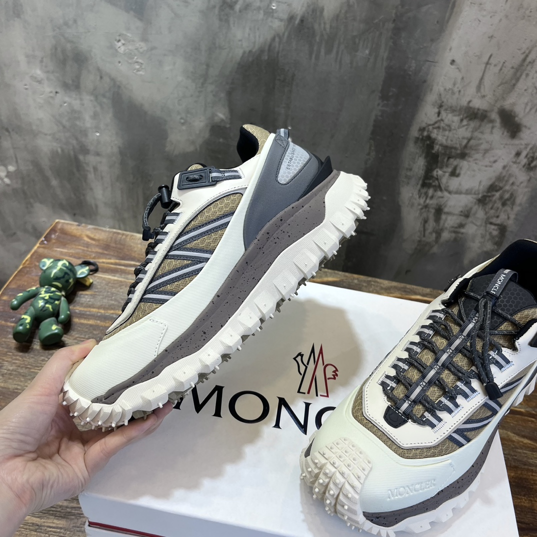 Moncler Trailgrip GTX Outdoor Sneakers: Rugged Performance, Stylish Design 5 i1705145252 2242 0