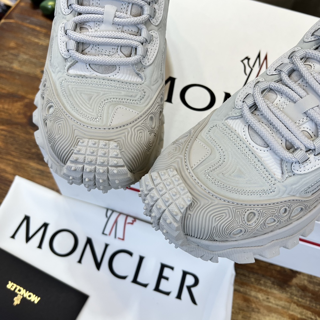 Moncler Trailgrip GTX Outdoor Sneakers - Ultimate Comfort & Performance 6 i1709540712 510 1