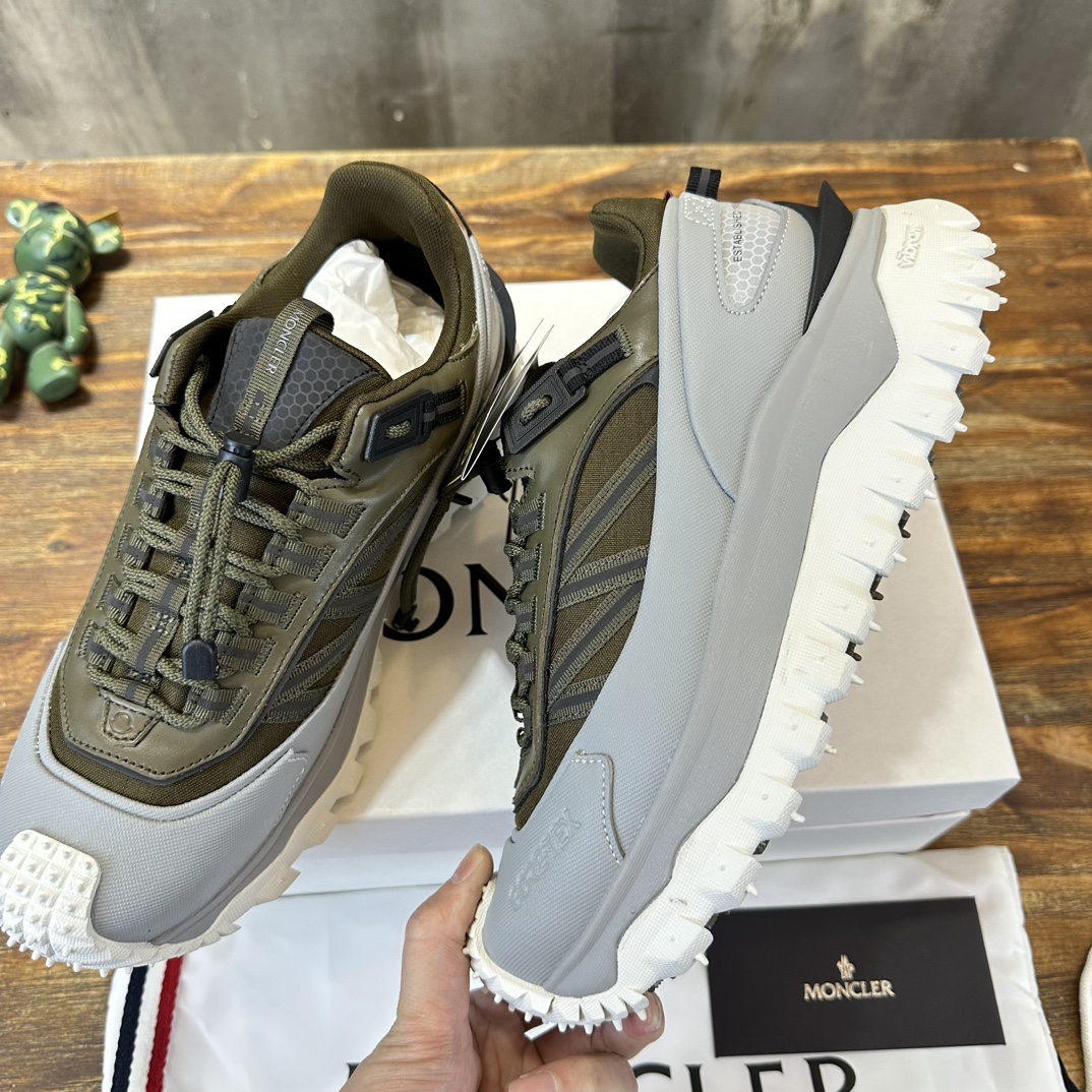 Moncler Trailgrip GTX: Durable Outdoor Sneakers for Hiking & Everyday Wear 4 i1710234662 8790 3