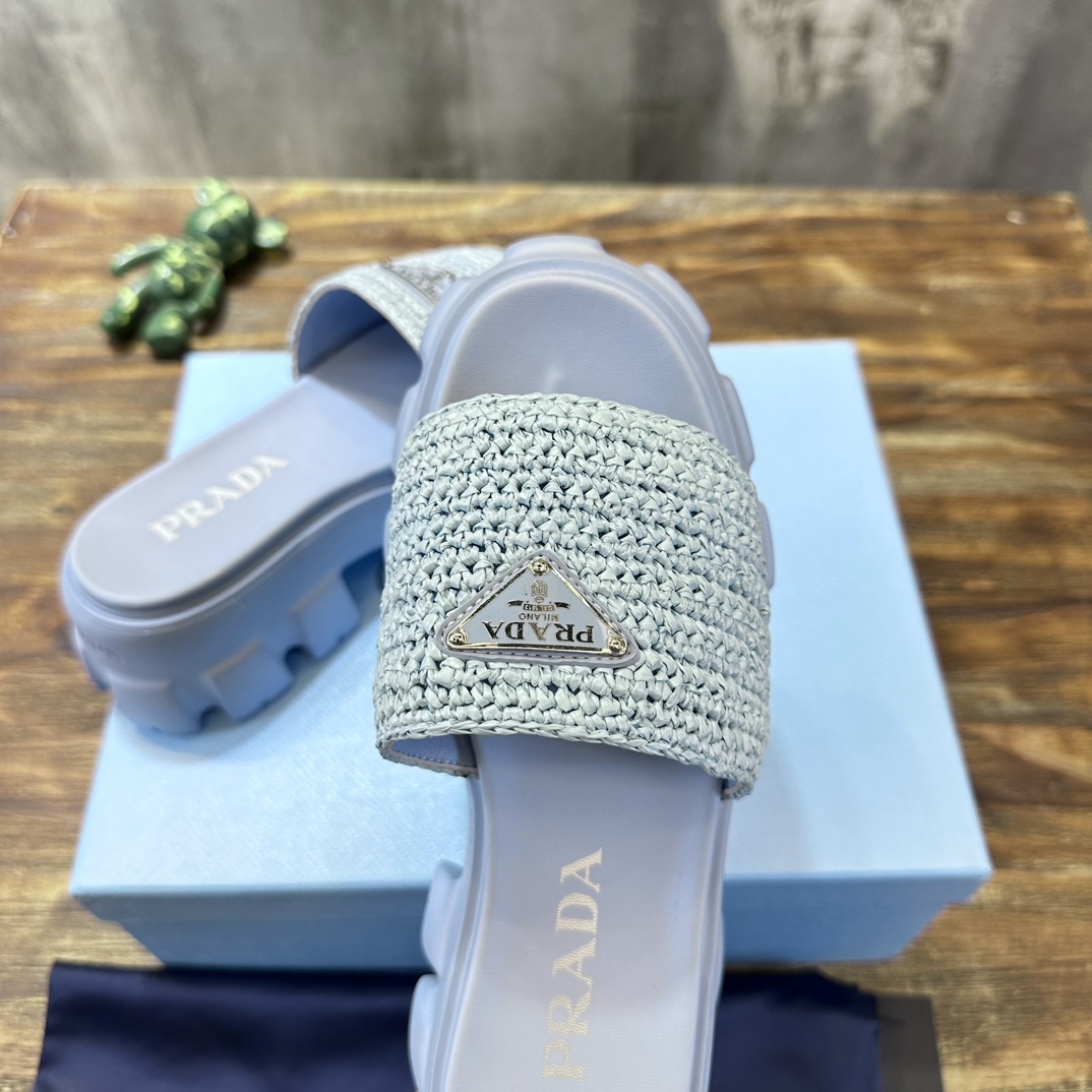 Prada prada普拉达最新款齿牙编织厚底三角扣拖鞋