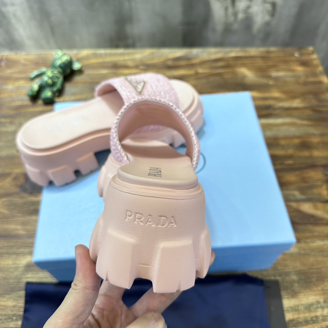 Prada prada普拉达最新款齿牙编织厚底三角扣拖鞋