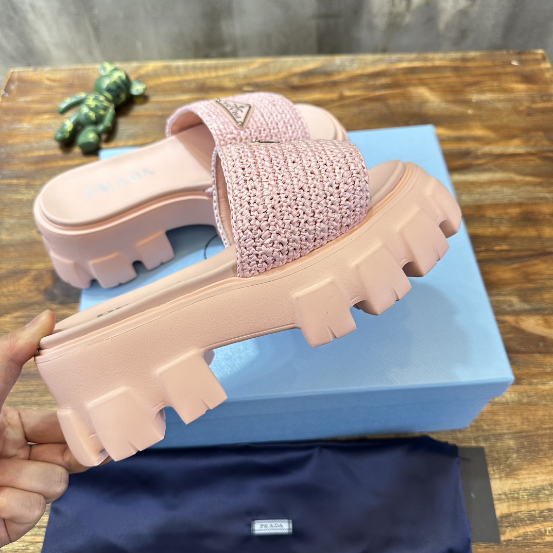 Prada prada普拉达最新款齿牙编织厚底三角扣拖鞋