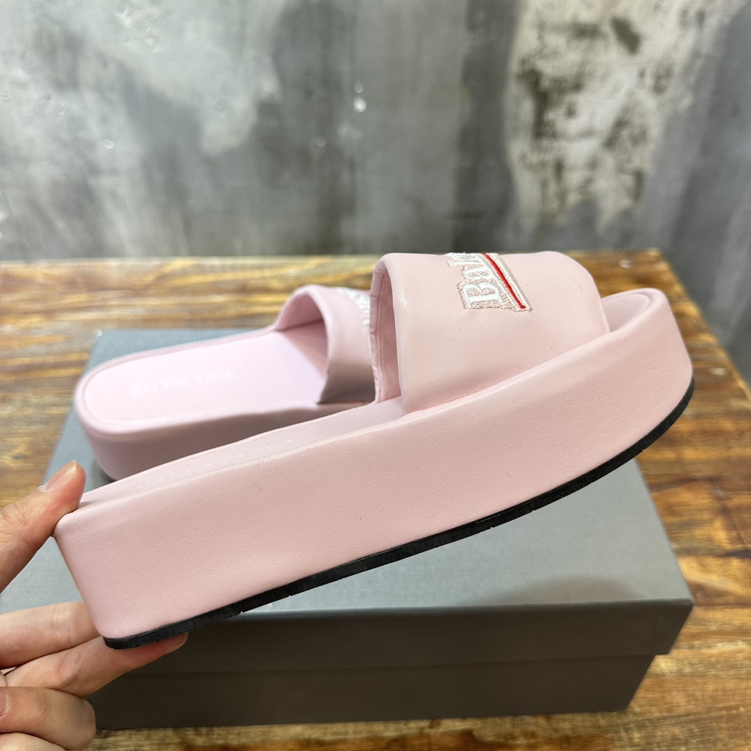 Balenciaga Balenciaga巴黎世家 新款情侣厚底拖鞋