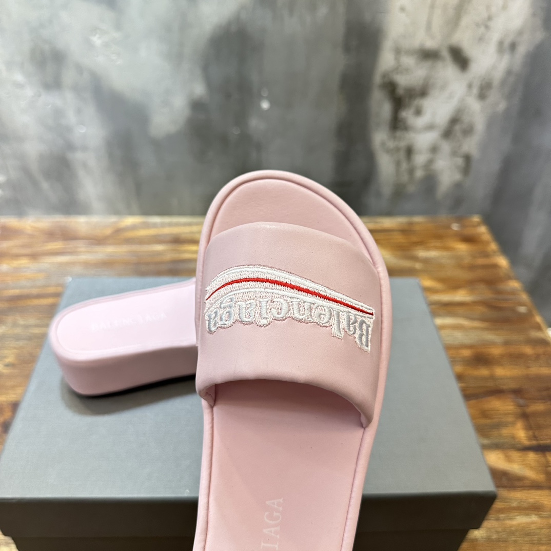 Balenciaga Balenciaga巴黎世家 新款情侣厚底拖鞋