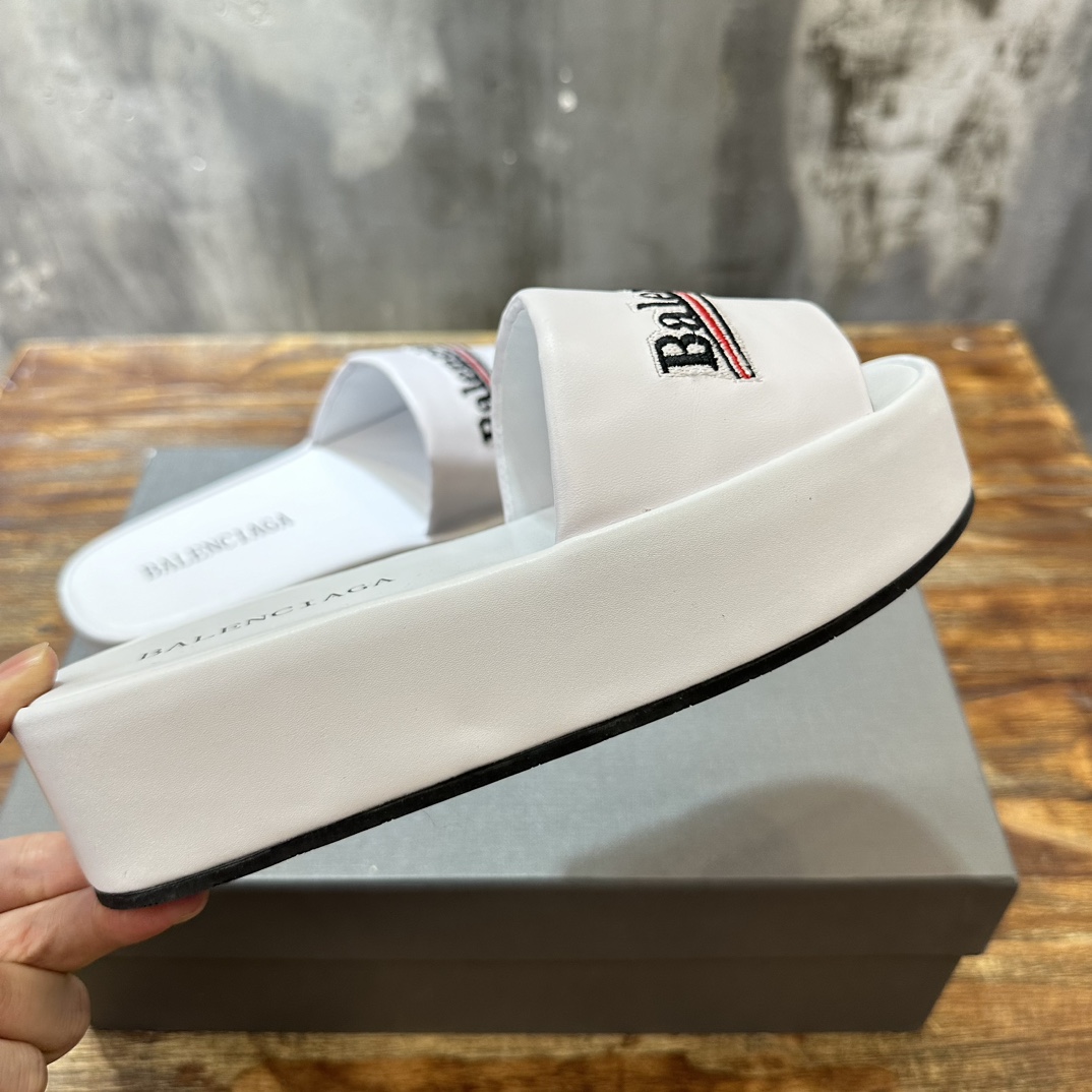 Balenciaga Balenciaga巴黎世家 新款情侣厚底拖鞋