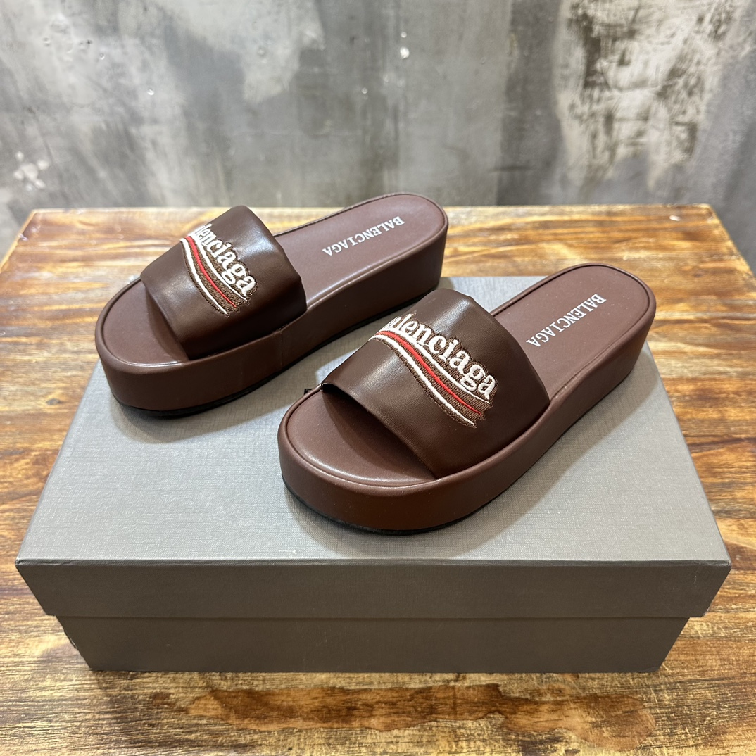 Balenciaga Balenciaga巴黎世家 新款情侣厚底拖鞋