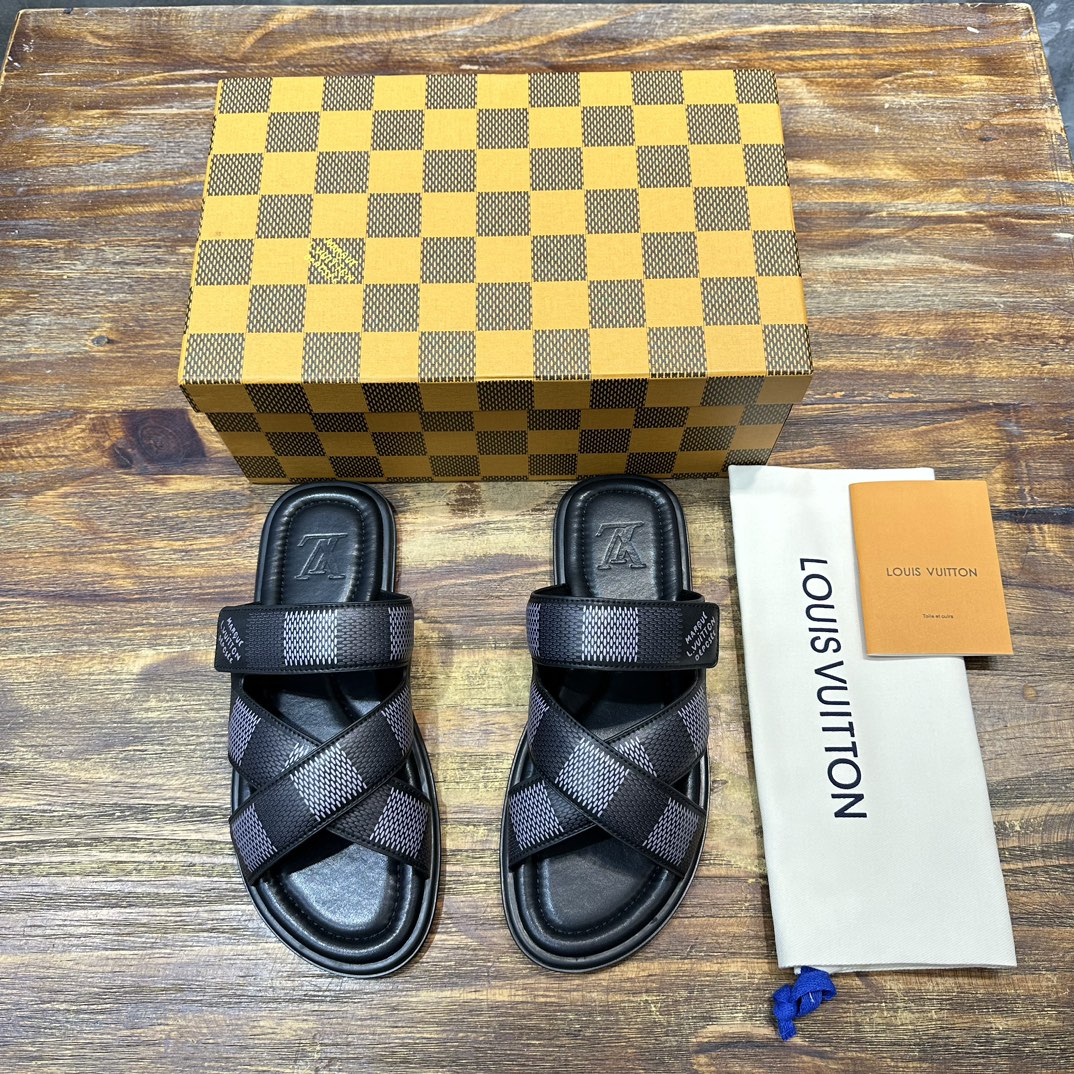 Louis Vuitton LV 路易威登L家 驴牌 棋盘格 魔术贴 交叉 拖鞋 沙滩 凉拖