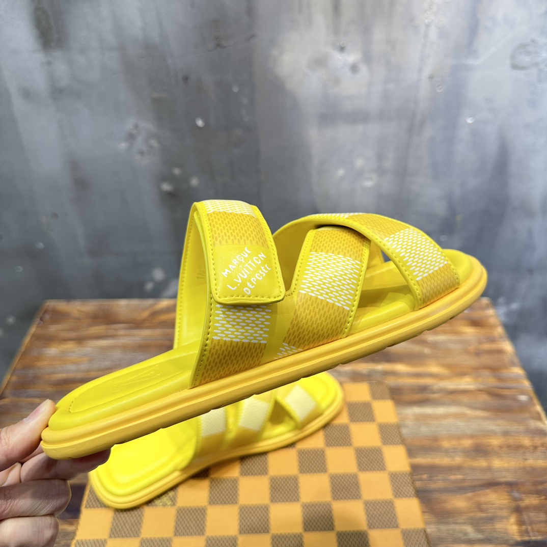 Louis Vuitton LV 路易威登L家 驴牌 棋盘格 魔术贴 交叉 拖鞋 沙滩 凉拖