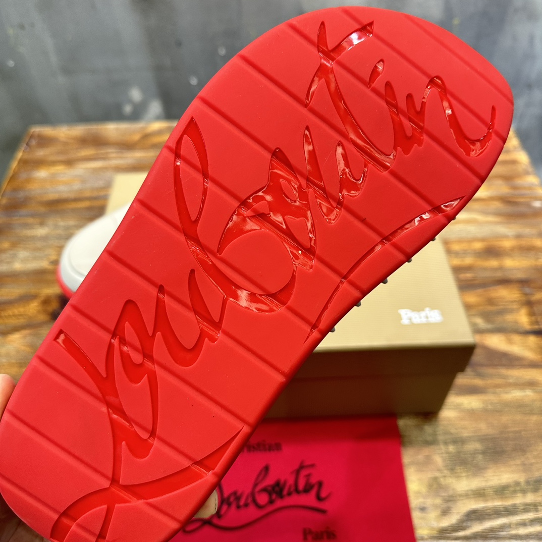 Christian Louboutin 代购级 2024重磅推出 Christian Louboutin男款拖鞋 鞋底带有Louboutin签名
