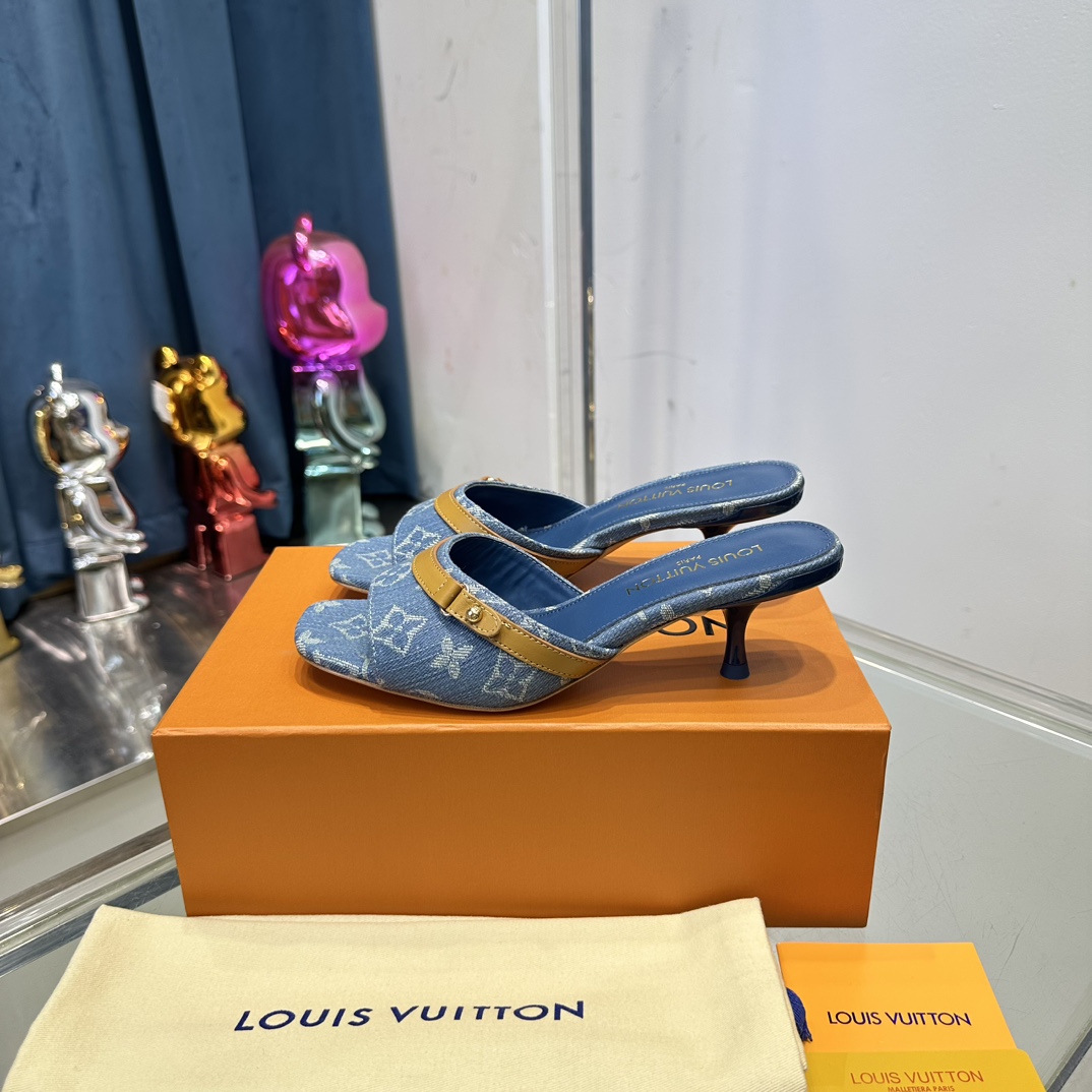 Louis Vuitton Zapatos Pantuflas Dermis Piel de oveja Colección primavera Vintage