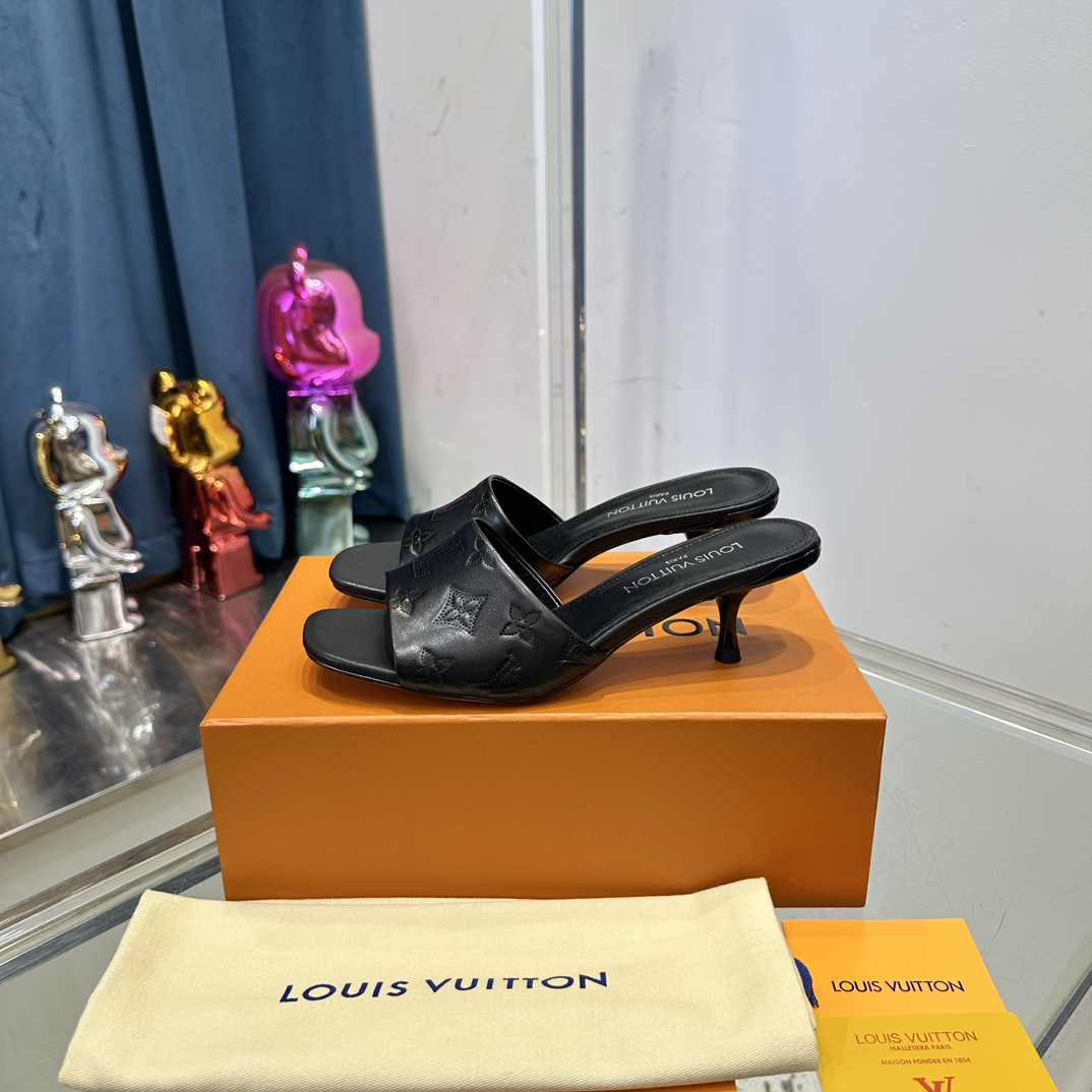 Louis Vuitton Zapatos Pantuflas Dermis Piel de oveja Colección primavera Vintage