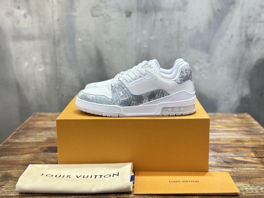 Louis Vuitton LV-路易-威登trainer 2024走秀新款