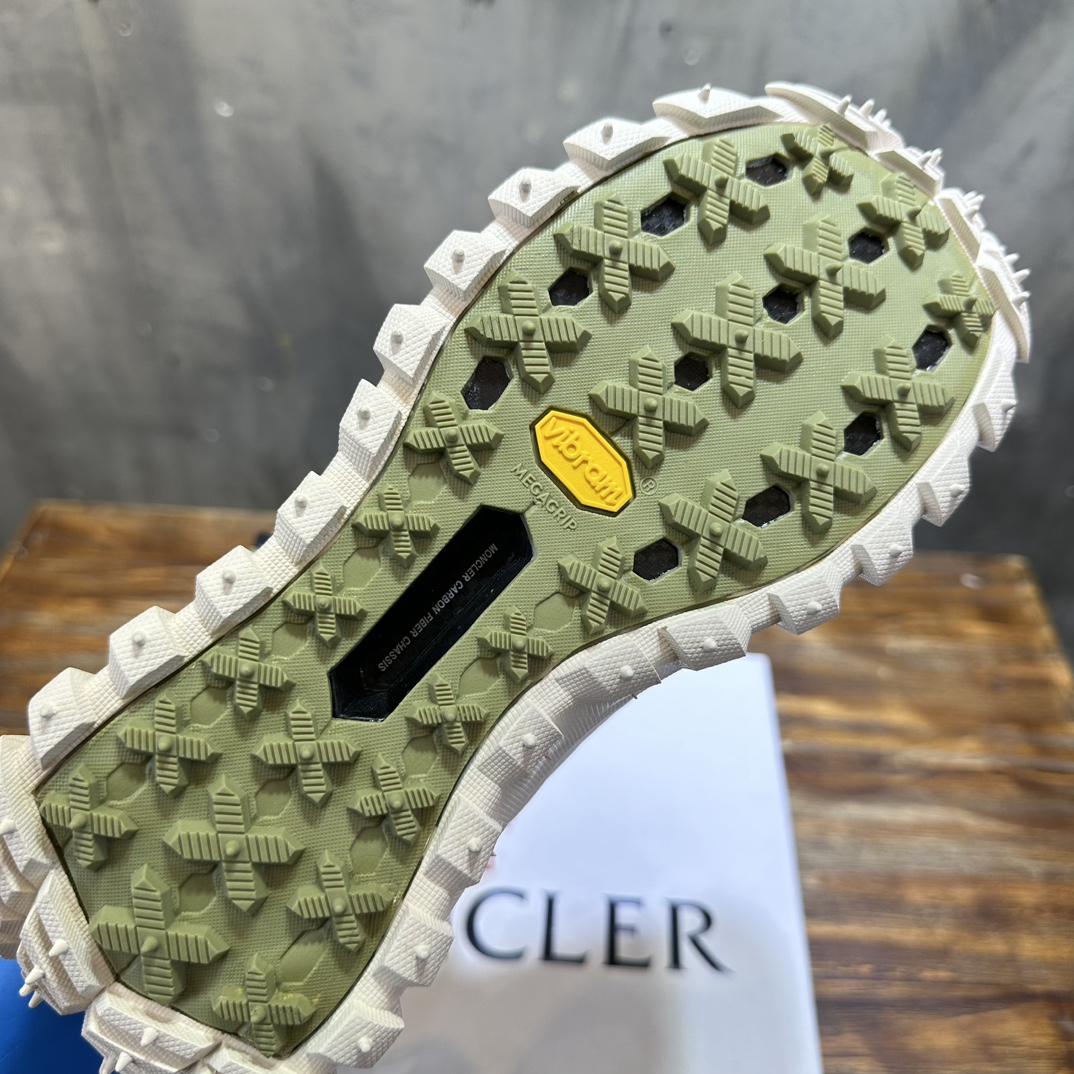 Moncler Trailgrip GTX Outdoor Sneakers - Performance and Style Combined 9 i1714132360 7104 3