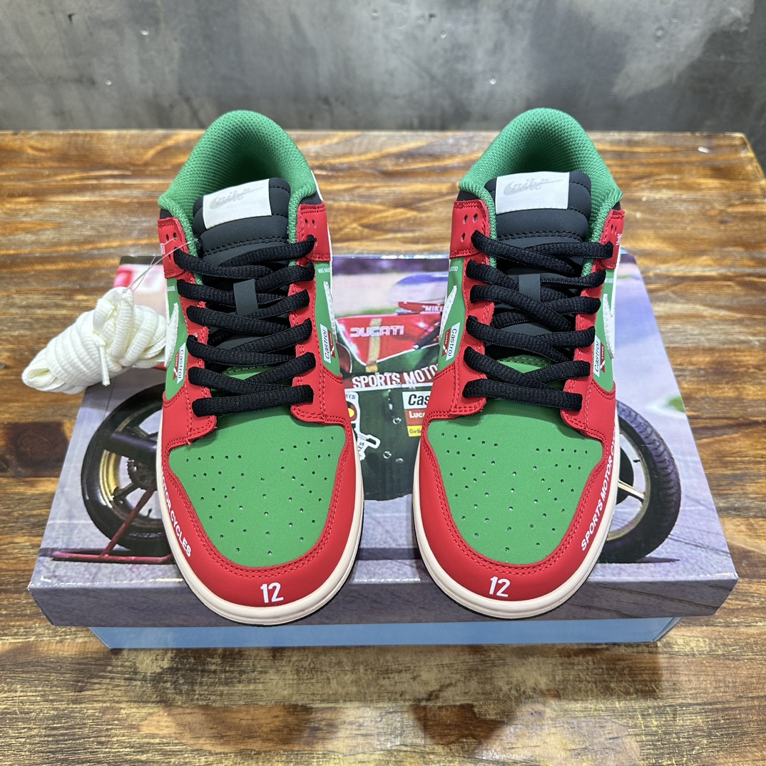 [AJ Men