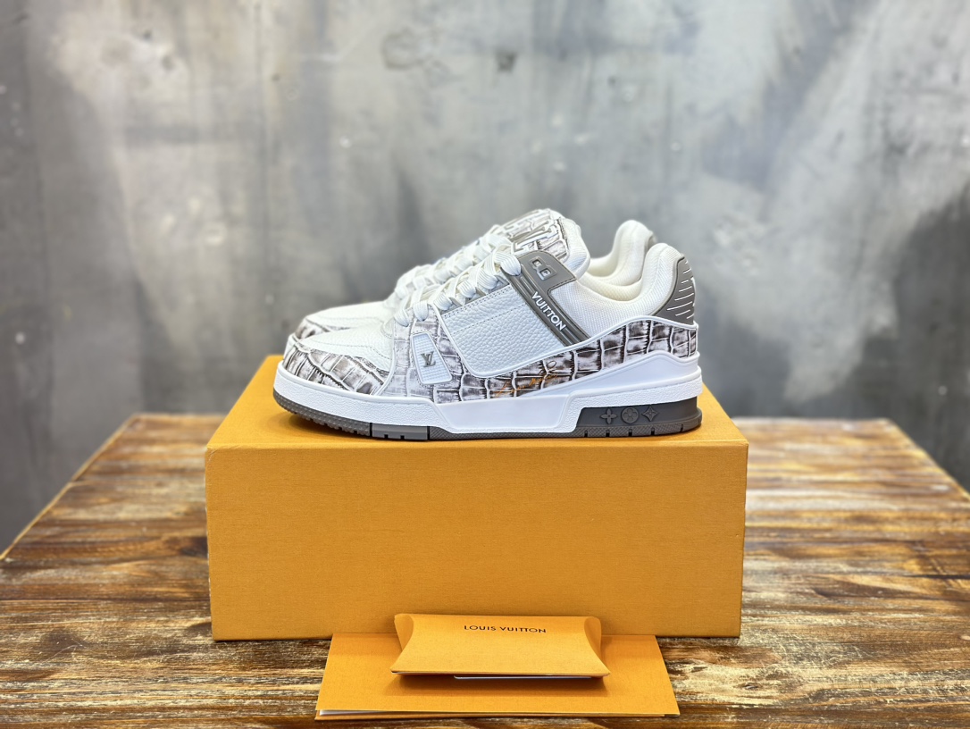 Louis Vuitton LV-路易-威登trainer 2024走秀新款