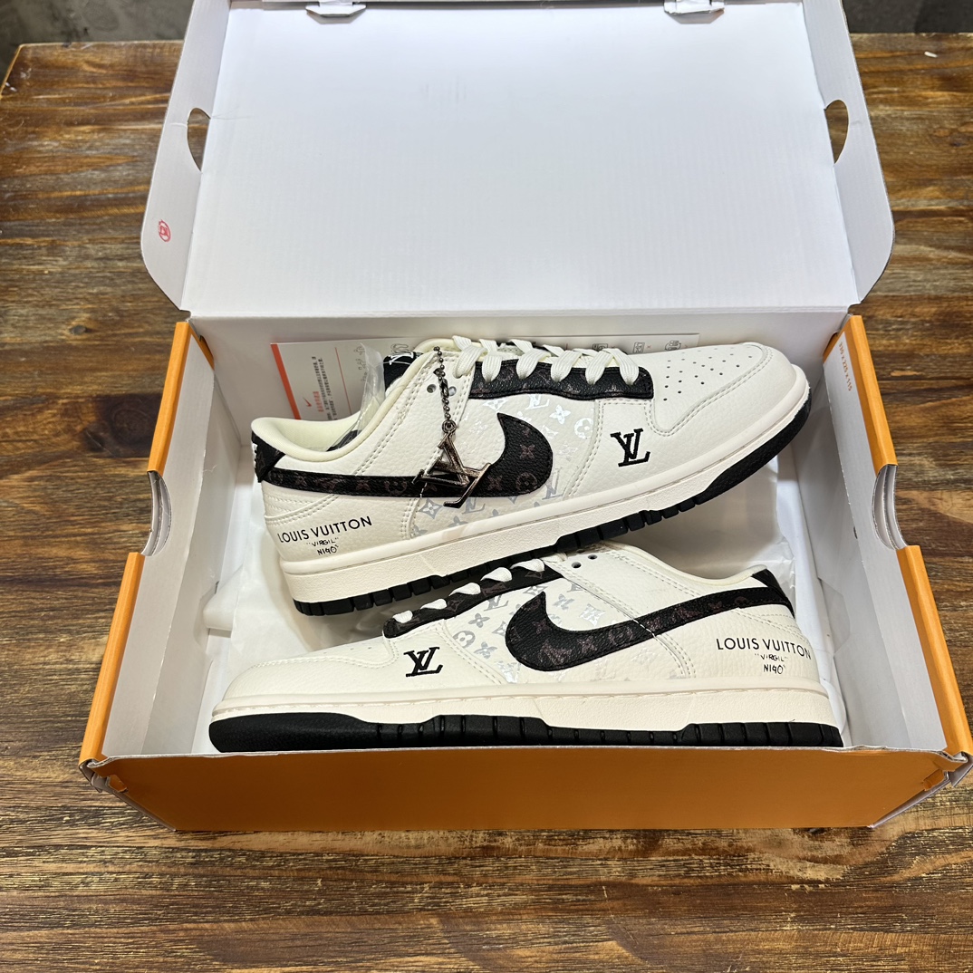 [AJ Men