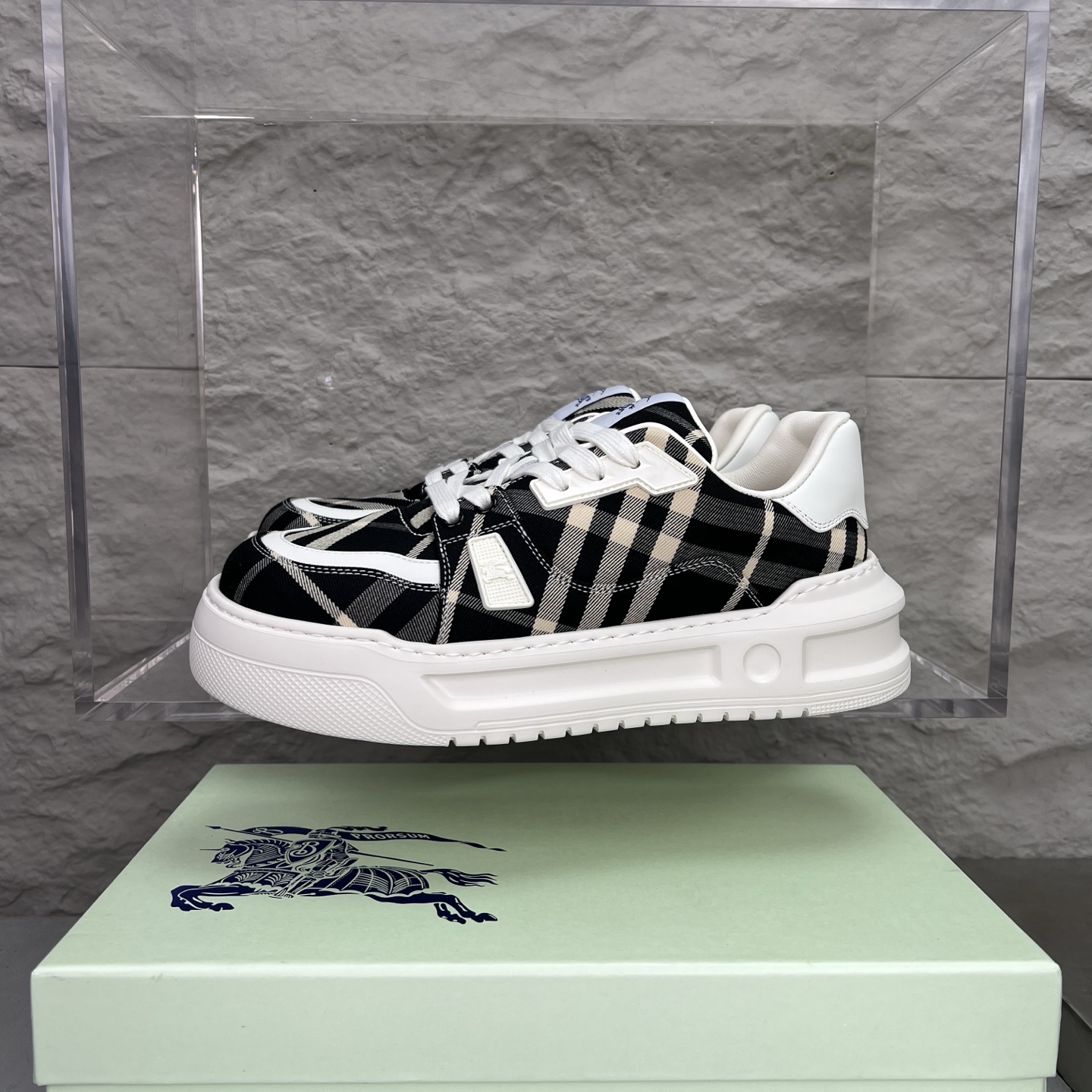 버버리 신발 102705 Burberry Shoes