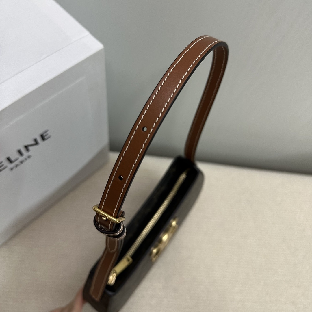 新品现货️️TILLY腋下包️CE2024中国新年限定新款TILLY手袋.最新的圆润造型单肩包延续CEC