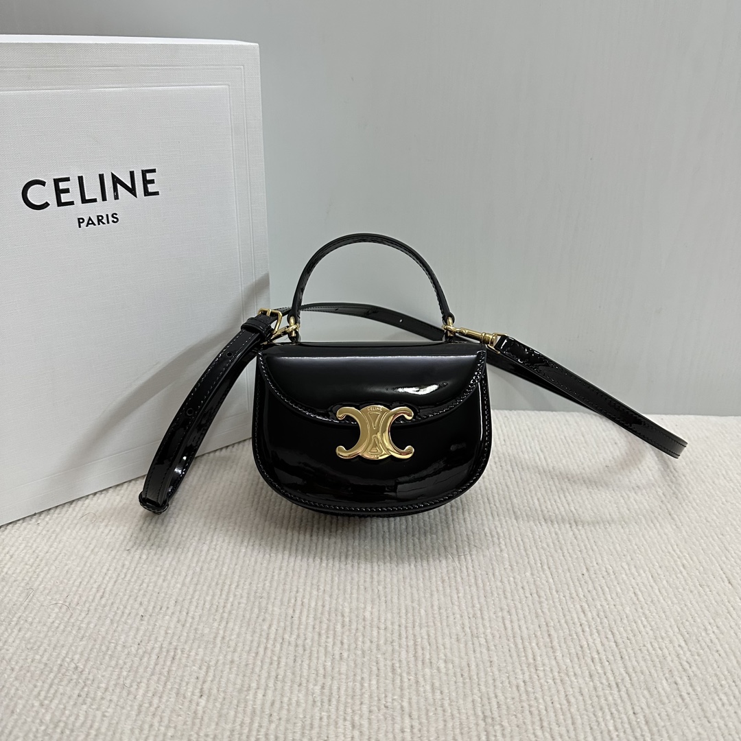 NO:206087,Genuine grade new product is launched Celine23 Early Spring LISA mini saddle bag~besace Arc de Triomphe The real thing is really beautiful, retro and fashionable, it looks good no matter how you match it!  The design of the arc-shaped bottom and flip cover makes it look younger, and the relatively mini style is 10. The handle design is playful and cute. You will fall in love with it at a glance. You can take a photo with a very elegant look. It can be worn on the back and shoulders and can be carried on the hand!  Retro and fashionable cute style~ Large capacity mobile phone can not be placed, can hold keys, tissues, powder, model number 10L063 patent leather black Size 15.5-11.5-5 (with original packaging), Celine, celine, celine19860909正品级 新品上线 Celine23早春LISA同款 mini马鞍包～besace 凯旋门 实物真的好美复古又时髦,怎么搭都好看那种！设计圆弧形底部和翻盖更显年轻化,相对迷你的款式 十 手柄设计,又俏皮又可爱,看一眼就会爱上的款 ,拎着拍照可以说优雅十足.可斜背及挂肩可手提！ 风格复古时髦可爱款～ 容量大手机不太放得下,可放钥匙,纸巾,粉饼, 款号10L063漆皮黑色 尺寸15.5-11.5-5（配原版包装）,赛琳celine,celine,celine,Bag