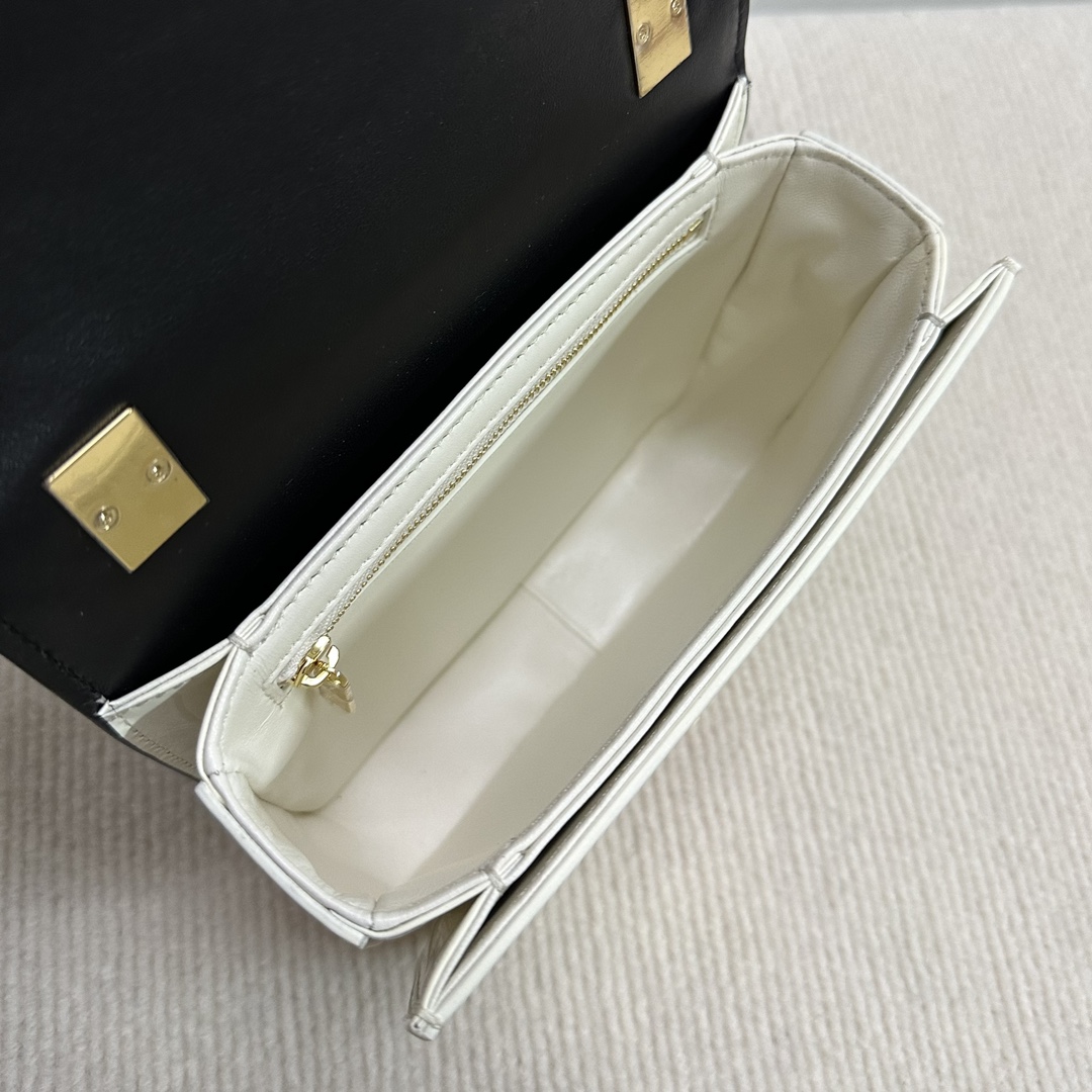 Celine Teen Garance Handbag in Lacquered Calfskin - Black and White 10 i1733856011 2231 7