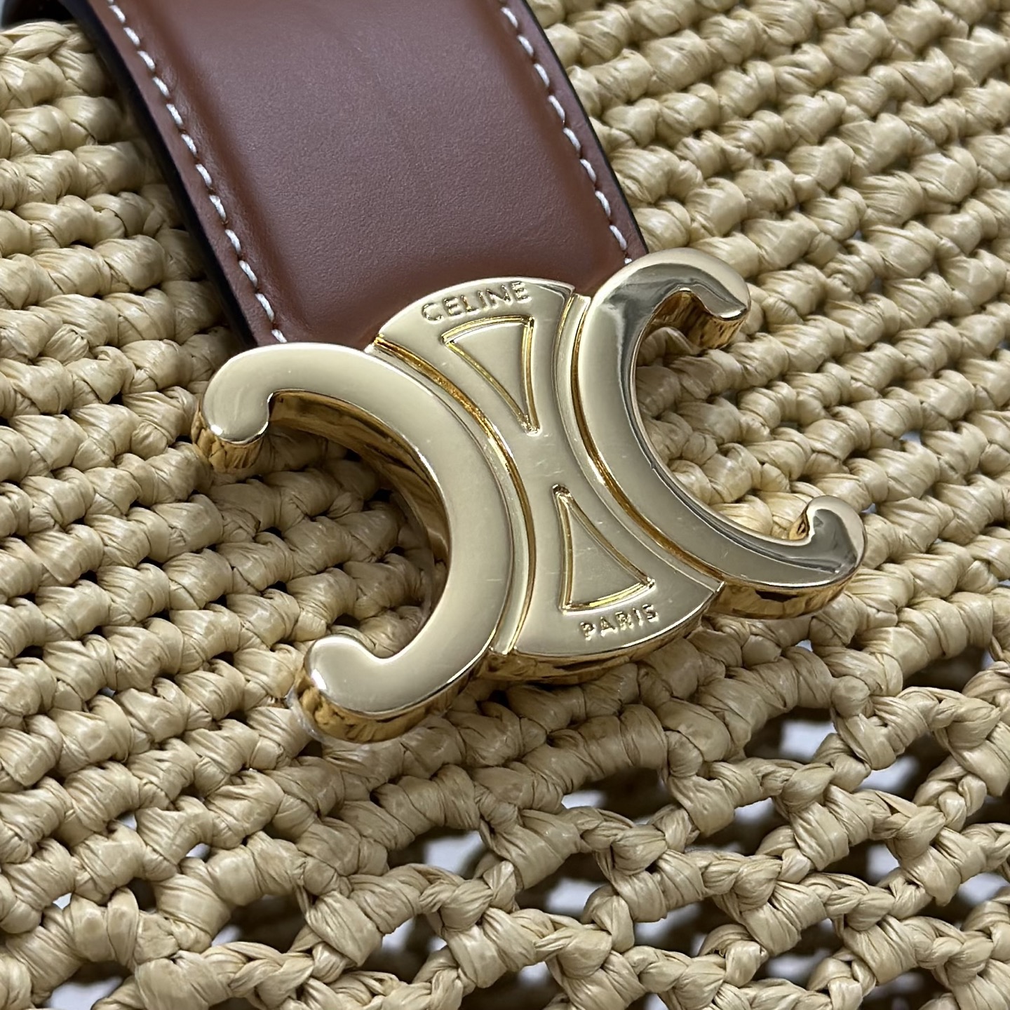 New LOUISE Plant Material and Cattle Leather Bucket with Gold Coatings - 图片 5