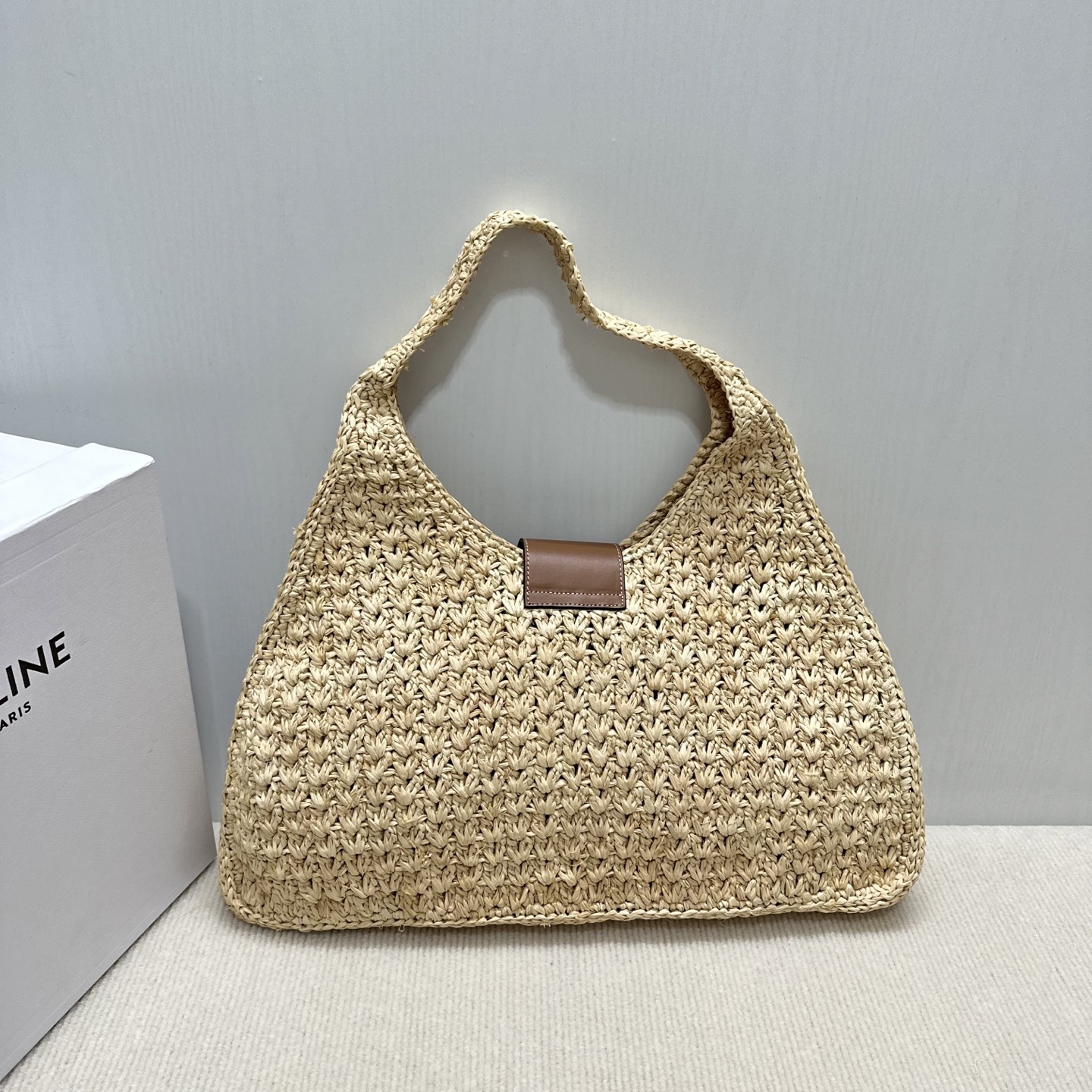 💰2280 Cabas Triang, hand-weaving from Madagascar. Model: CL119772, Dimension: 45 x 23 x 6 cm。 - 图片 2