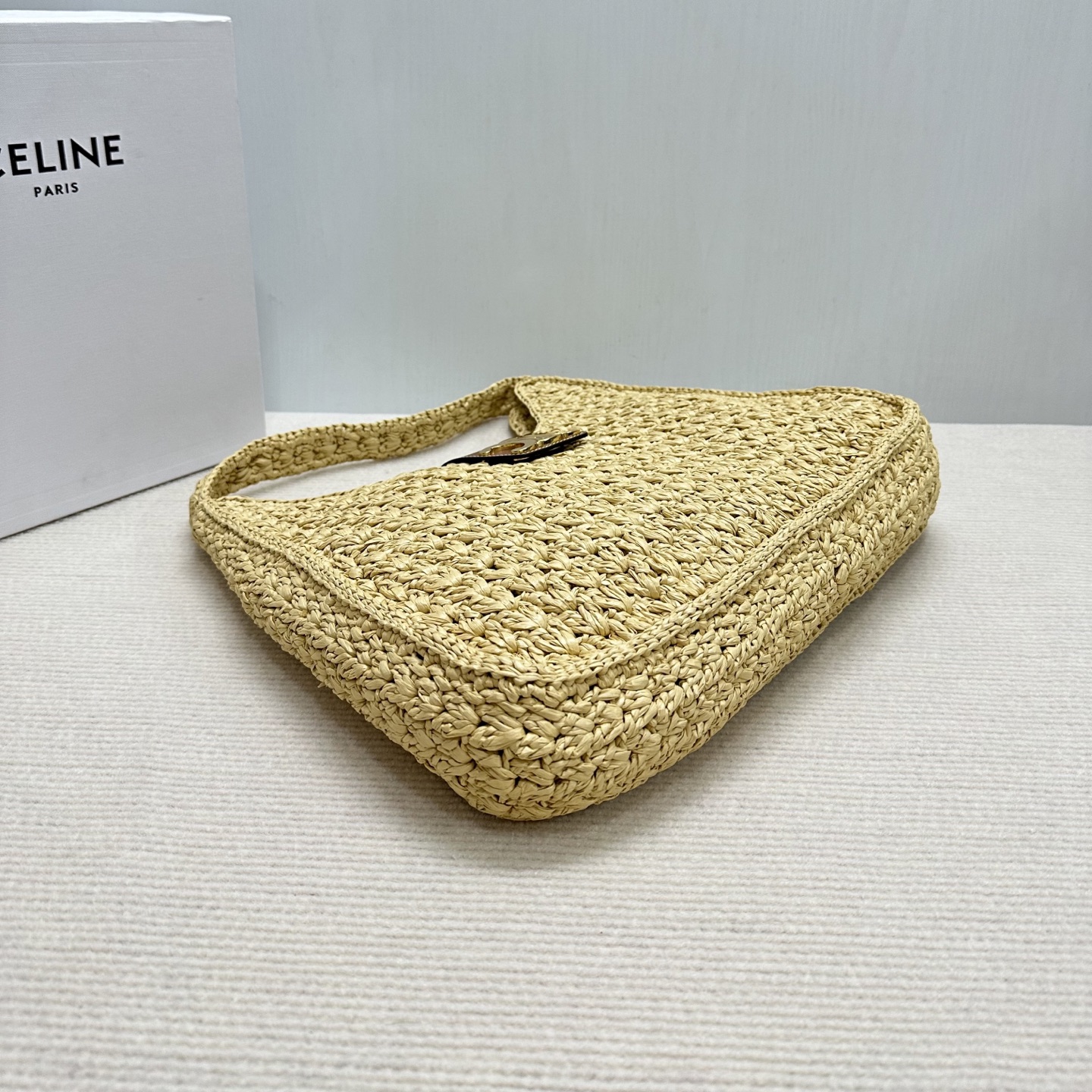 Rafidain Handmade Cabas Triangle Trigonometry Handbag with Gold Cover. - 图片 2