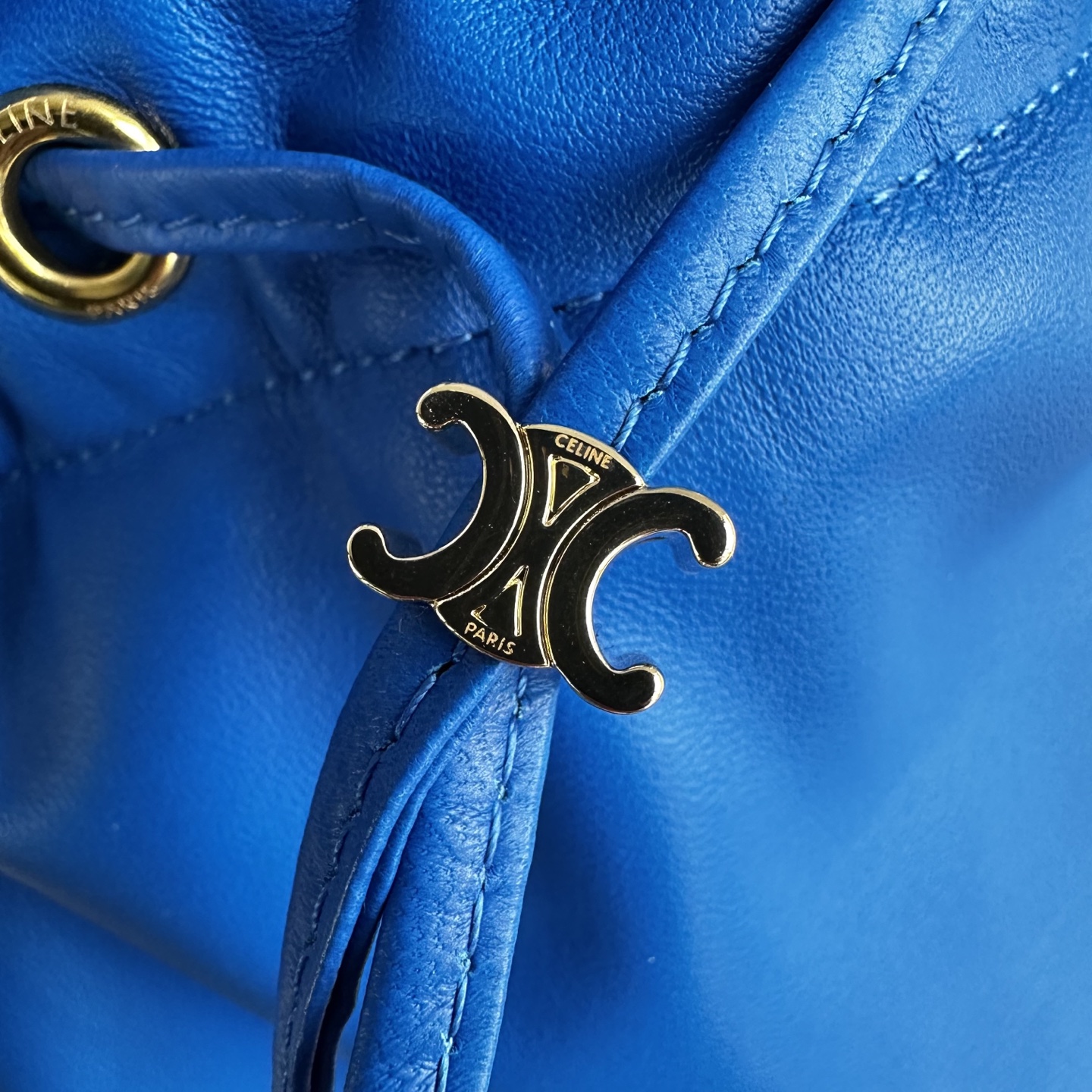 Celine Style Leather Bag style reference detail image 6 from source 772292