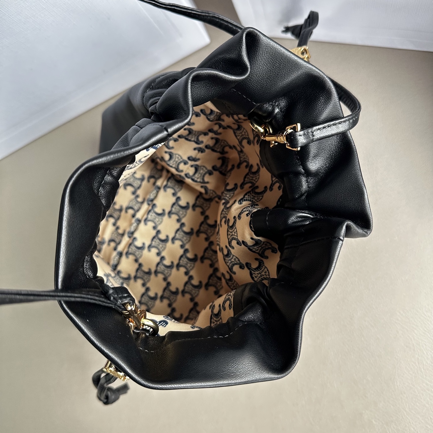 Celine Style Leather Bag style reference detail image 5 from source 772291