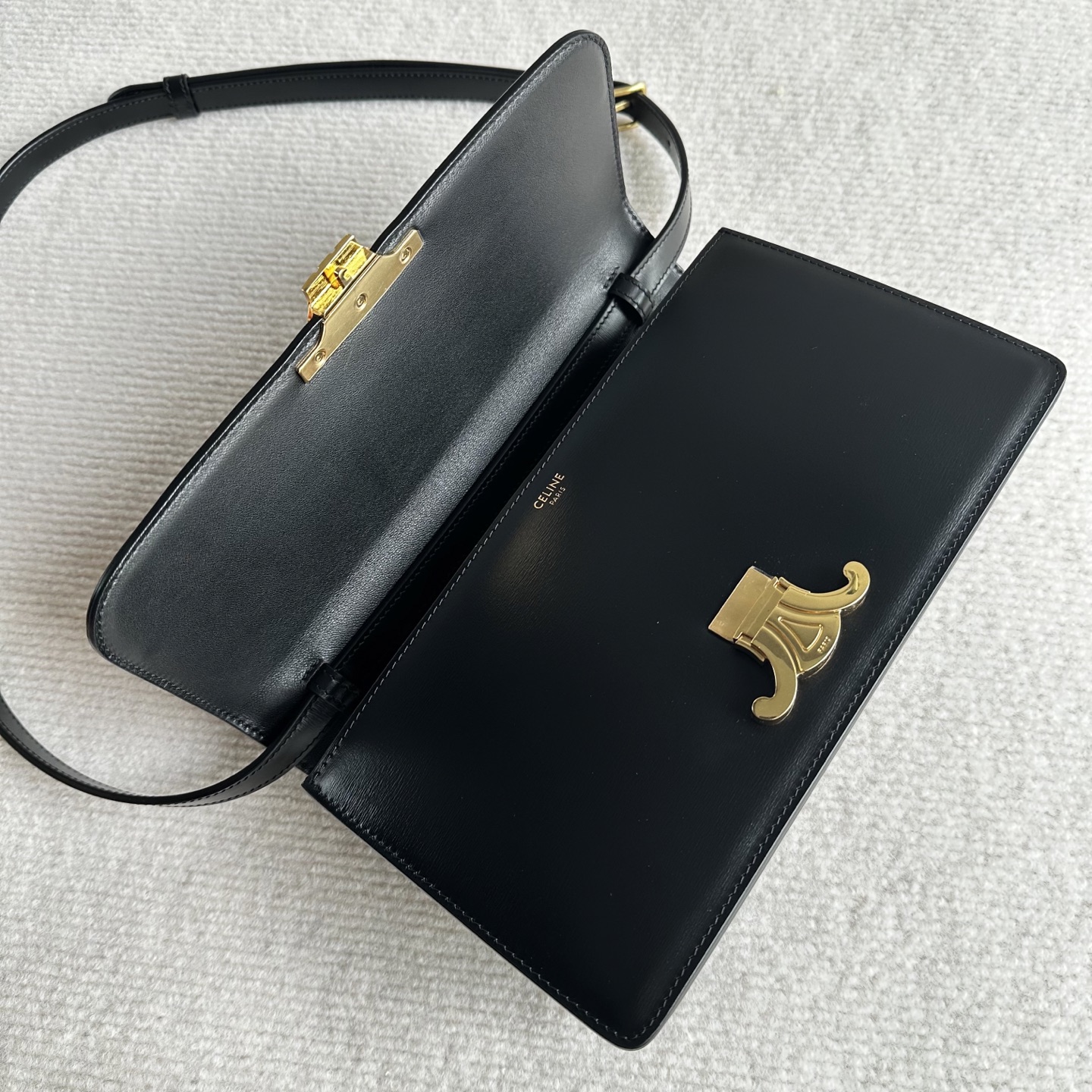 Celine Style Card Holder Bags detail image 6 from source 772307