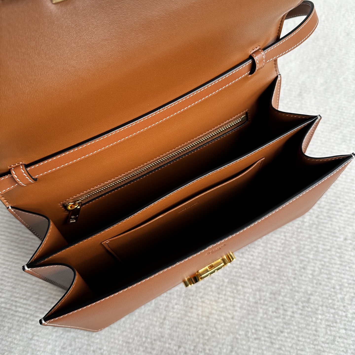 Celine Style Card Holder Bags detail image 9 from source 772308