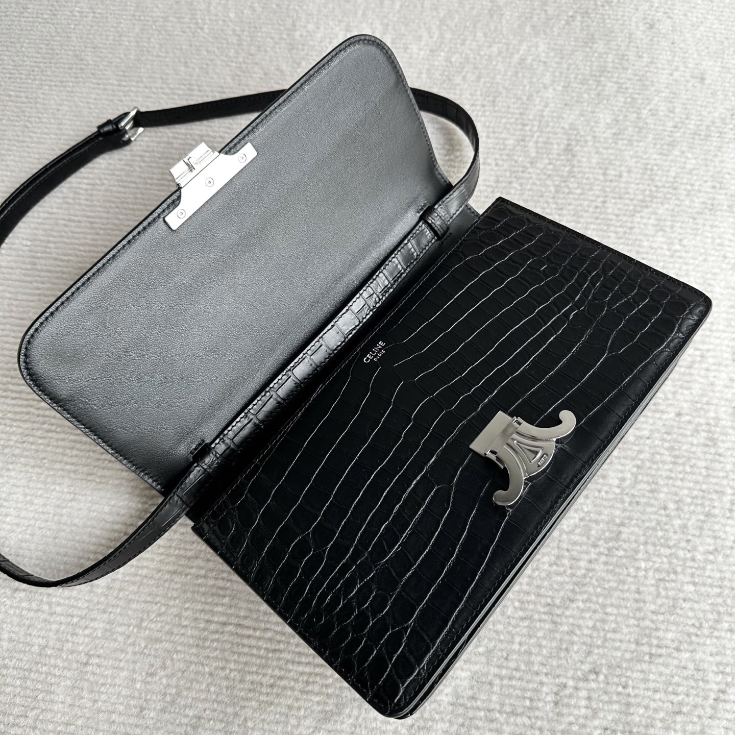Celine Style Card Holder Bags detail image 8 from source 772306