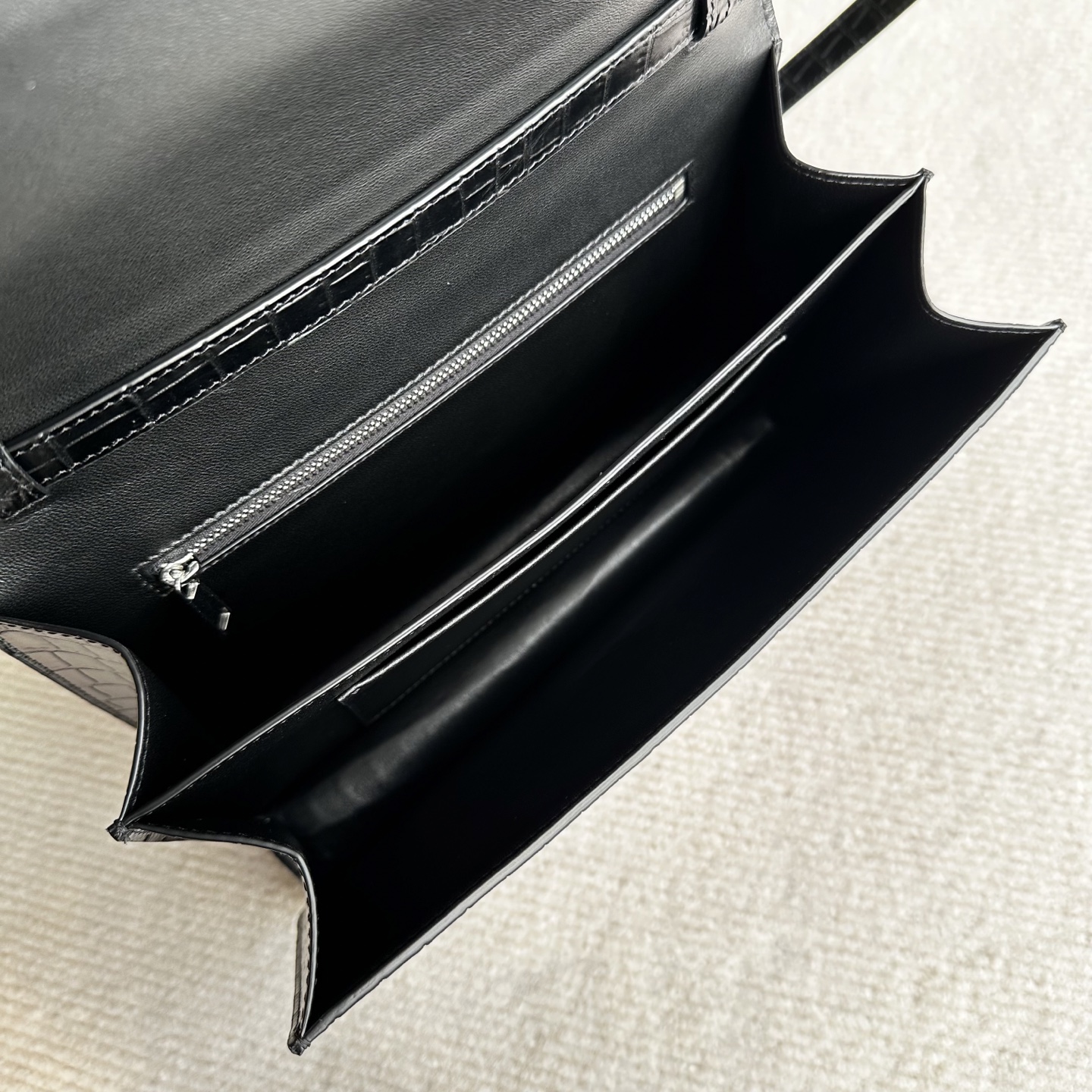 Celine Style Card Holder Bags detail image 6 from source 772306