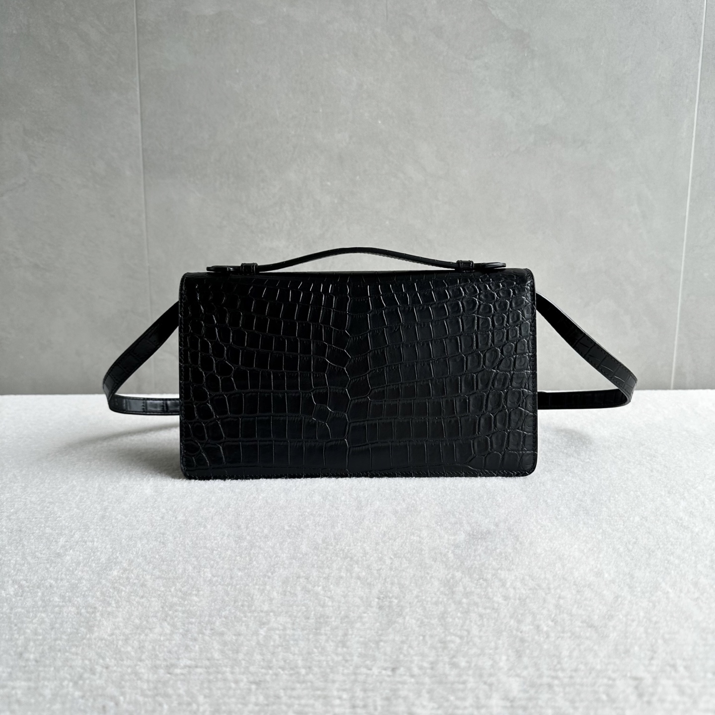 Celine Style Card Holder Bags detail image 2 from source 772305