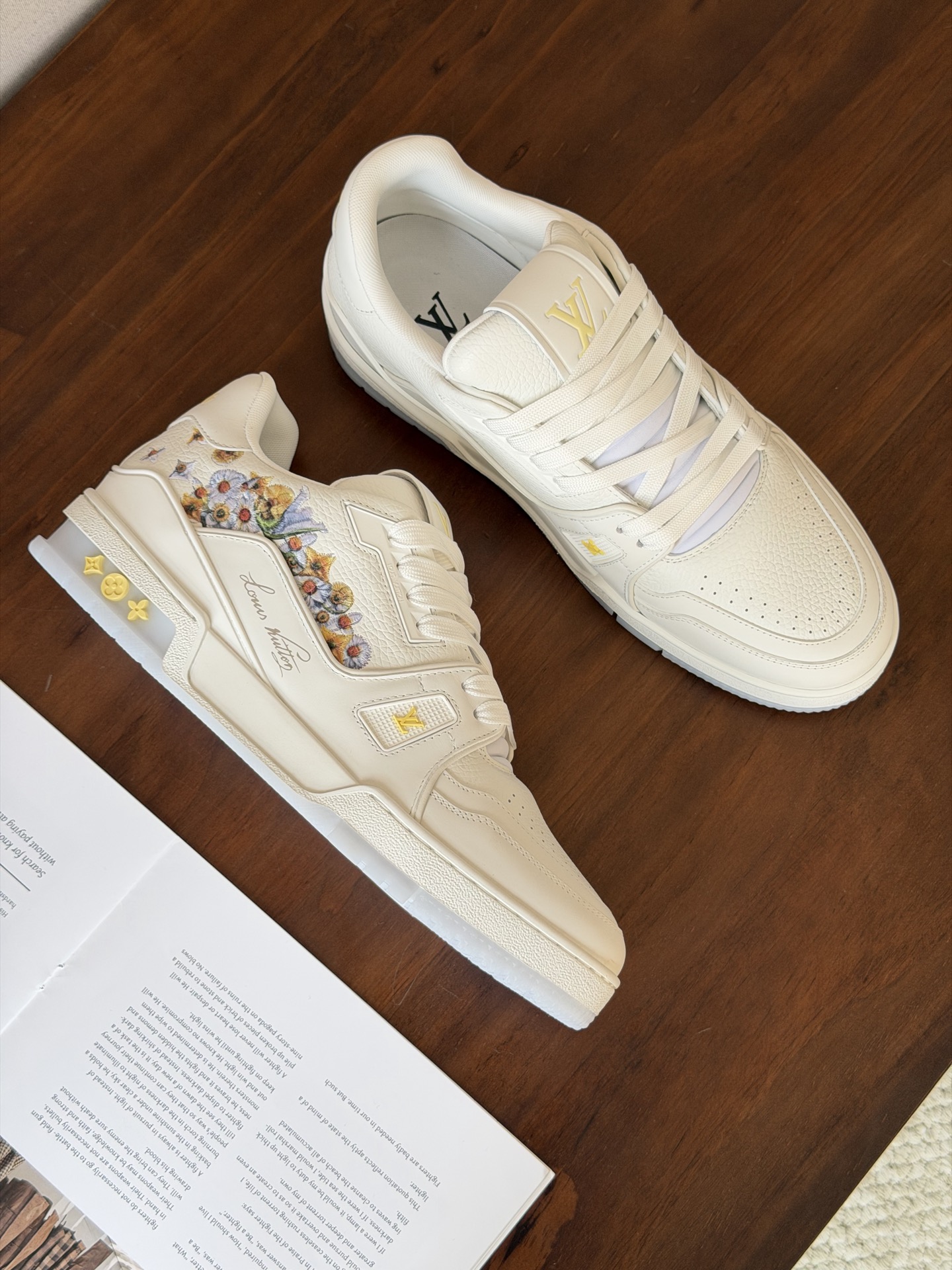 루이비통 신발 135715 Louis Vuitton Shoes 썸네일 이미지