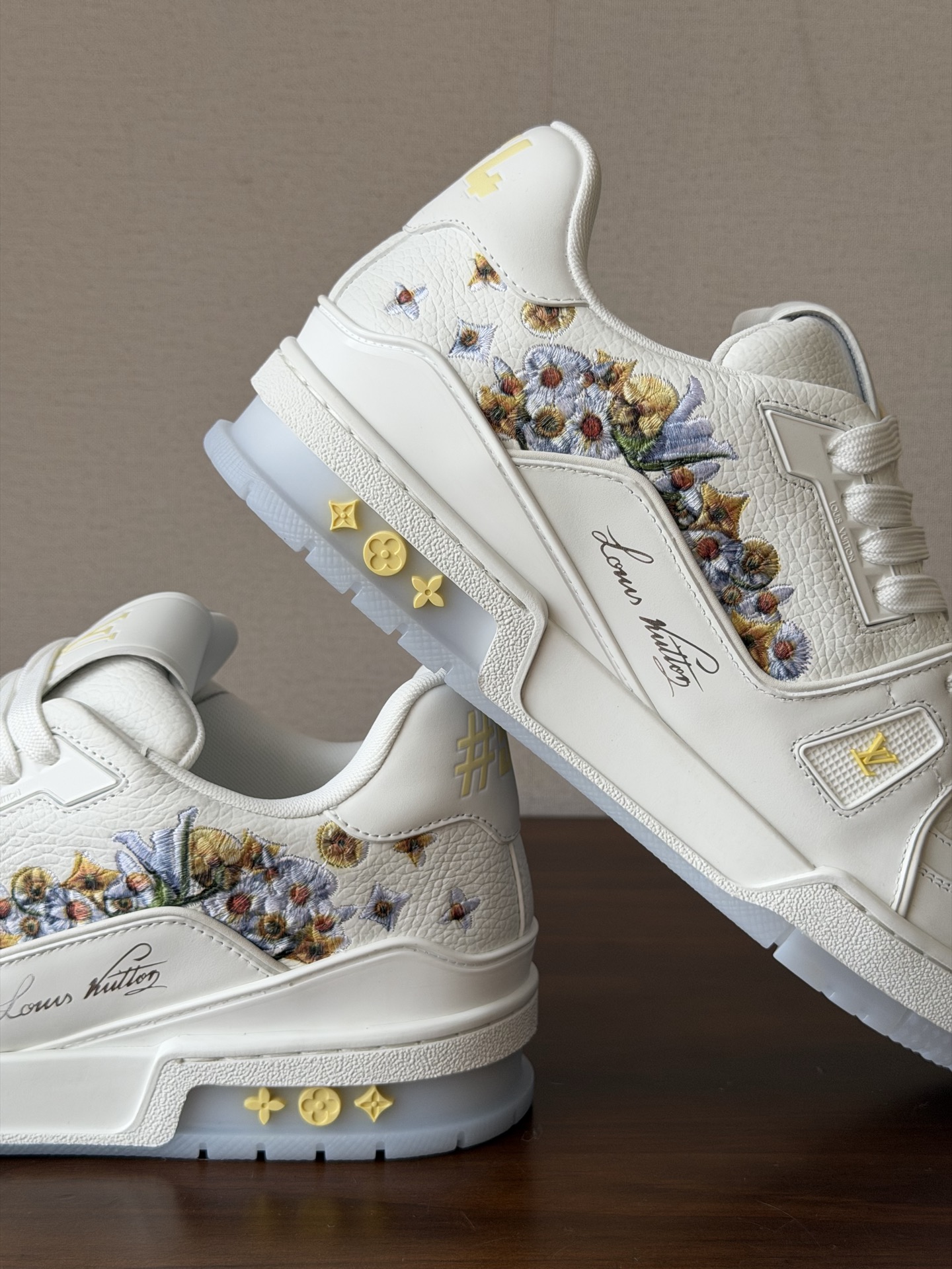 루이비통 신발 135715 Louis Vuitton Shoes 썸네일 이미지