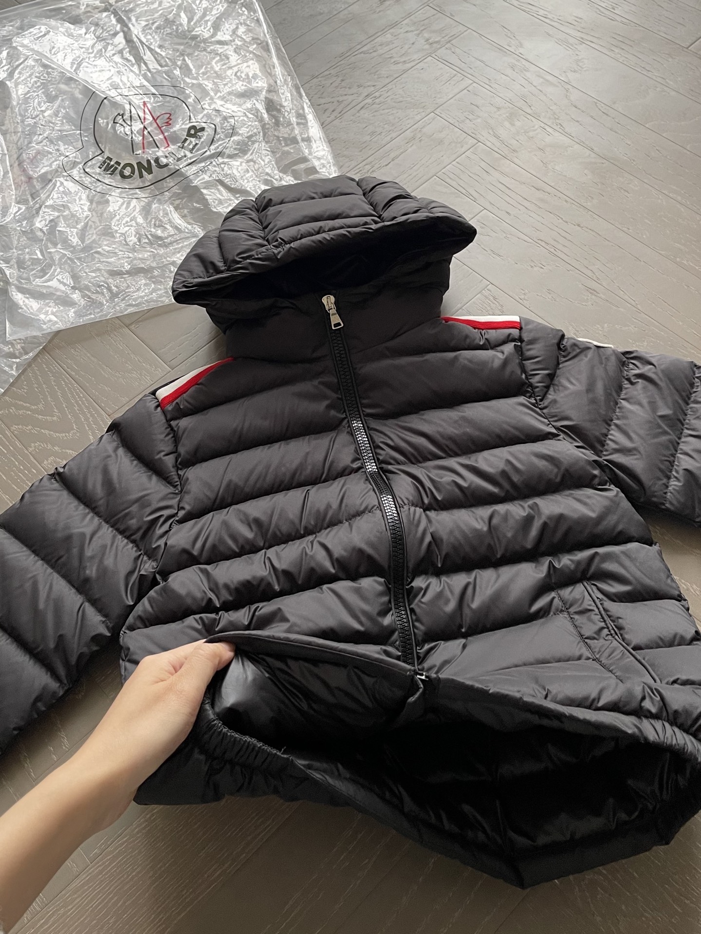 _dlr9sXBr9EKnn_wlyfakhU93WWeFIFgi1Mlrumg